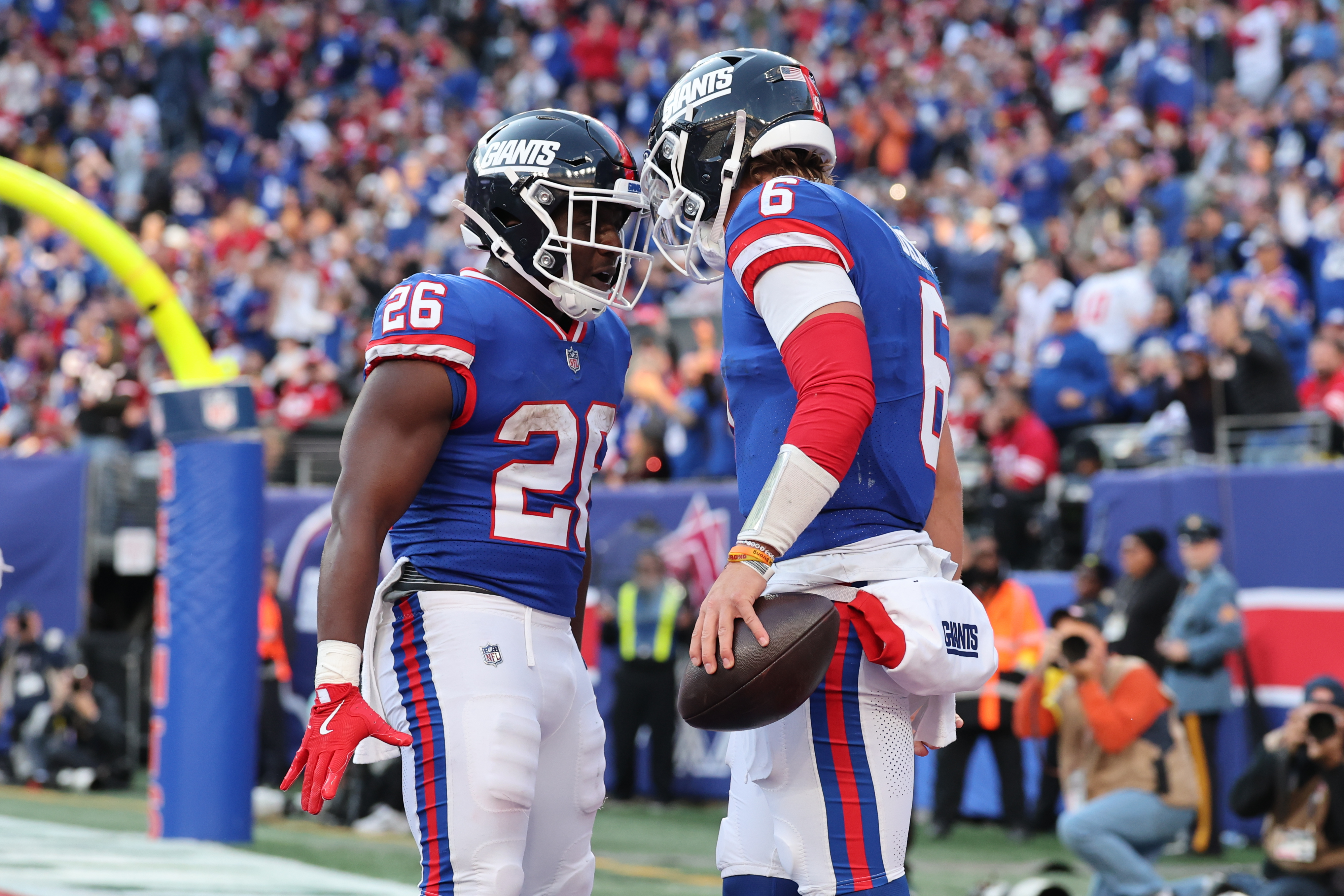 Giants vs. Patriots Prediction: Tonight's NFL Week 13 Monday Night Football Betting Preview