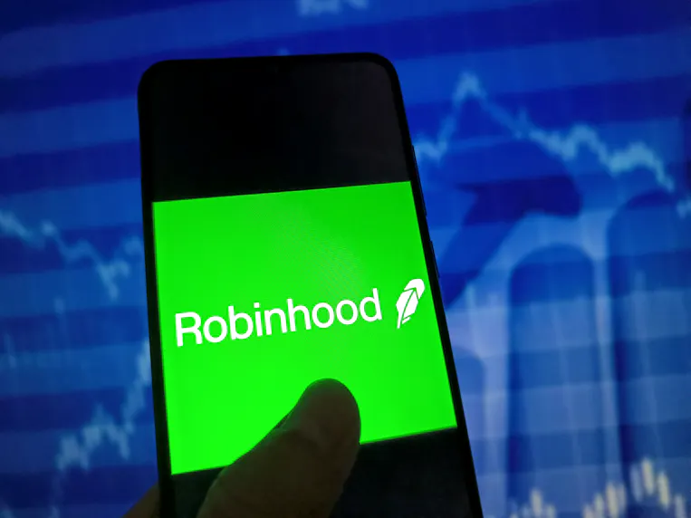 Massachusetts Gaming Authority Sued by Robinhood