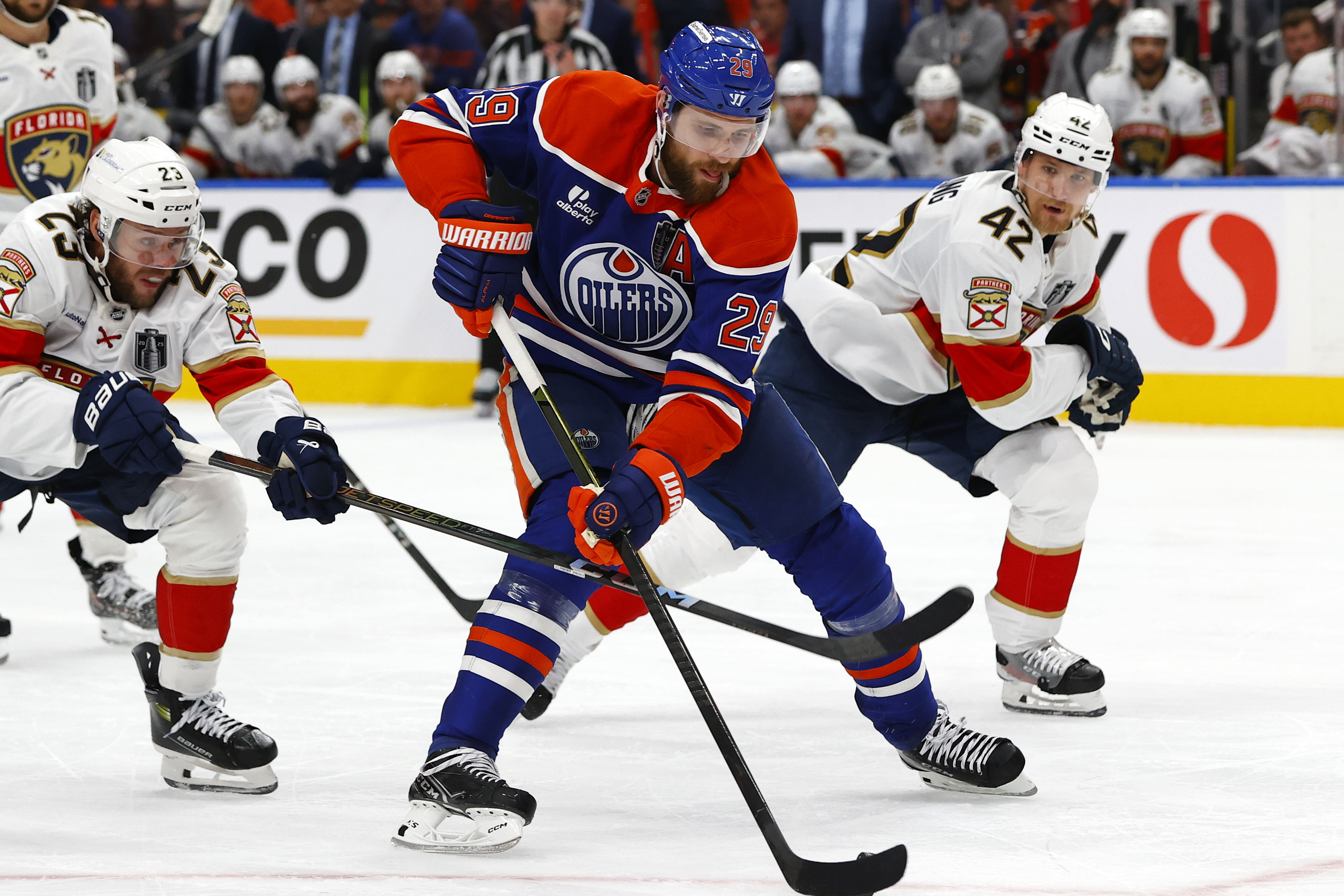Oilers vs. Panthers Prediction: Game 3 Odds & Goalscorer Picks  