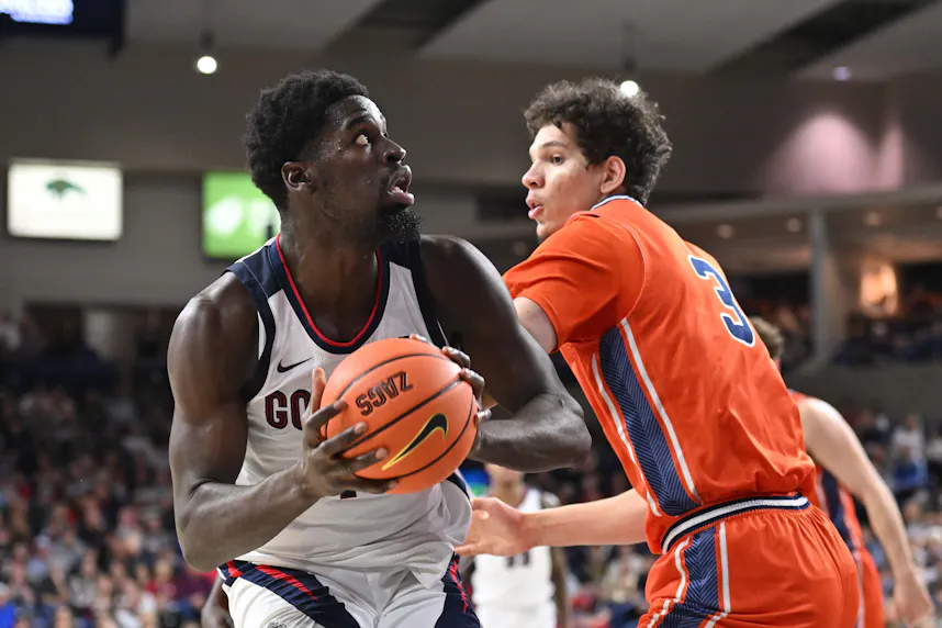 Gonzaga Bulldogs forward Graham Ike shoots the ball as we make our Gonzaga vs. UCLA prediction.