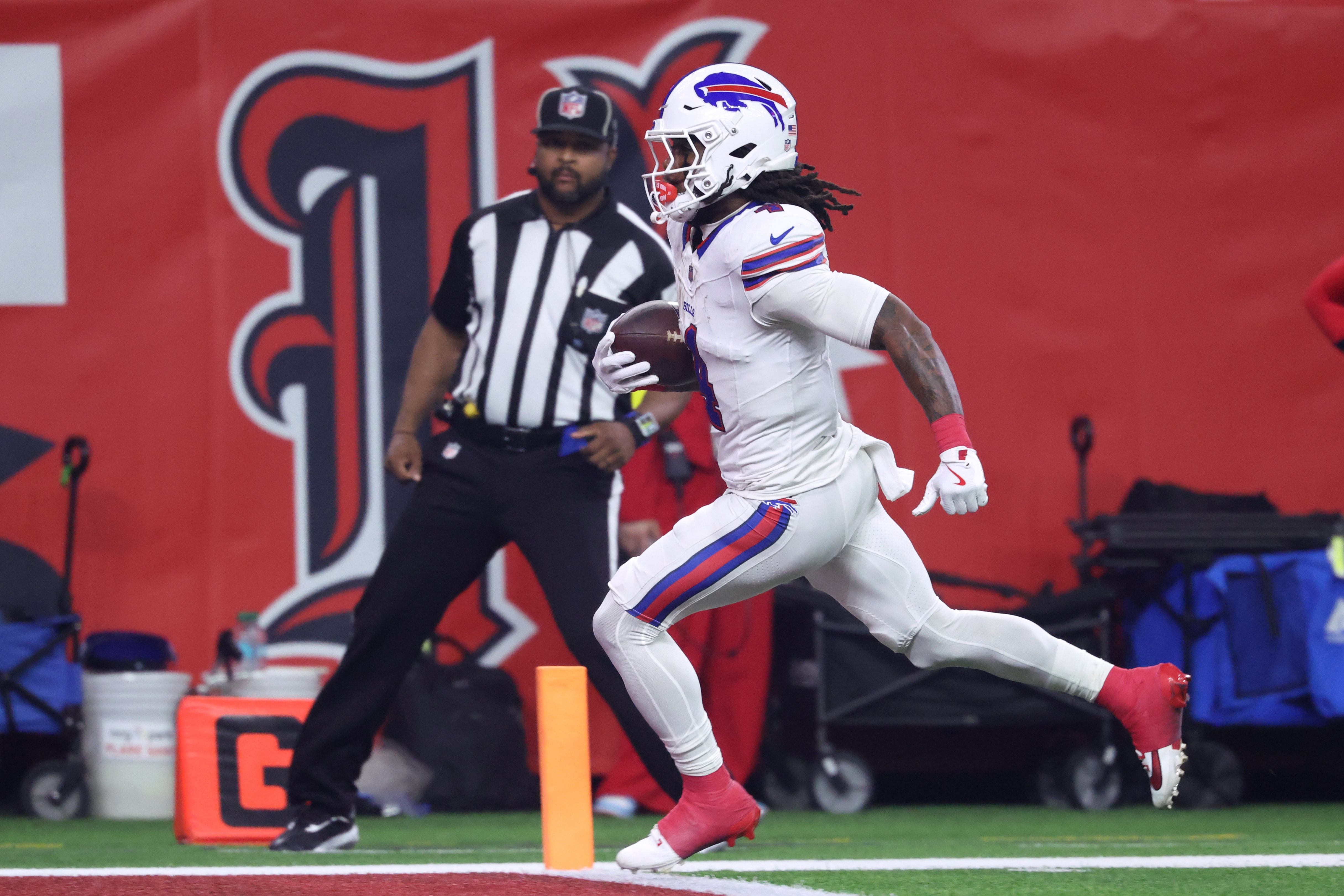 NFL 2+ Touchdown Scorer Predictions: Best TD Picks to Score Twice on Sunday