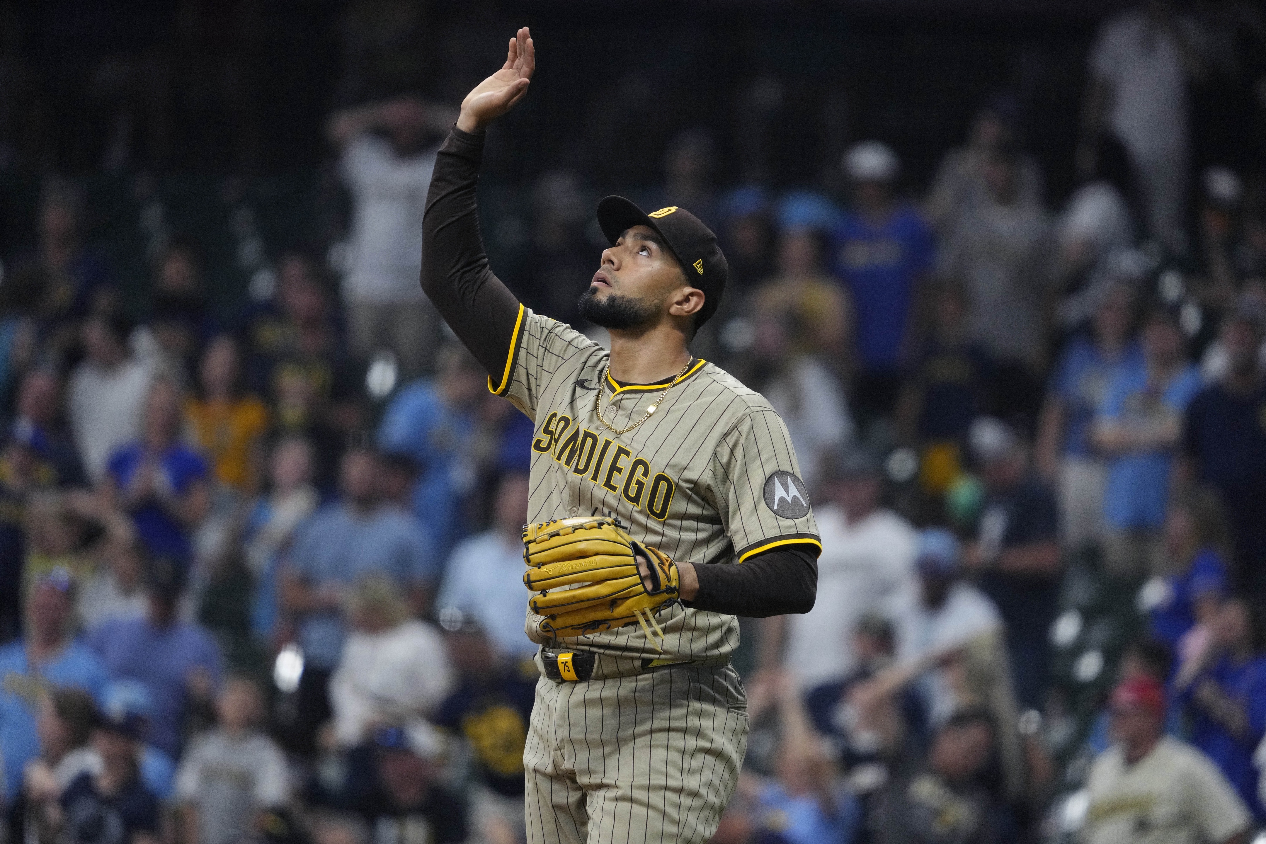 Dodgers vs. Padres Odds, Predictions & Best Bet for Monday, June 9