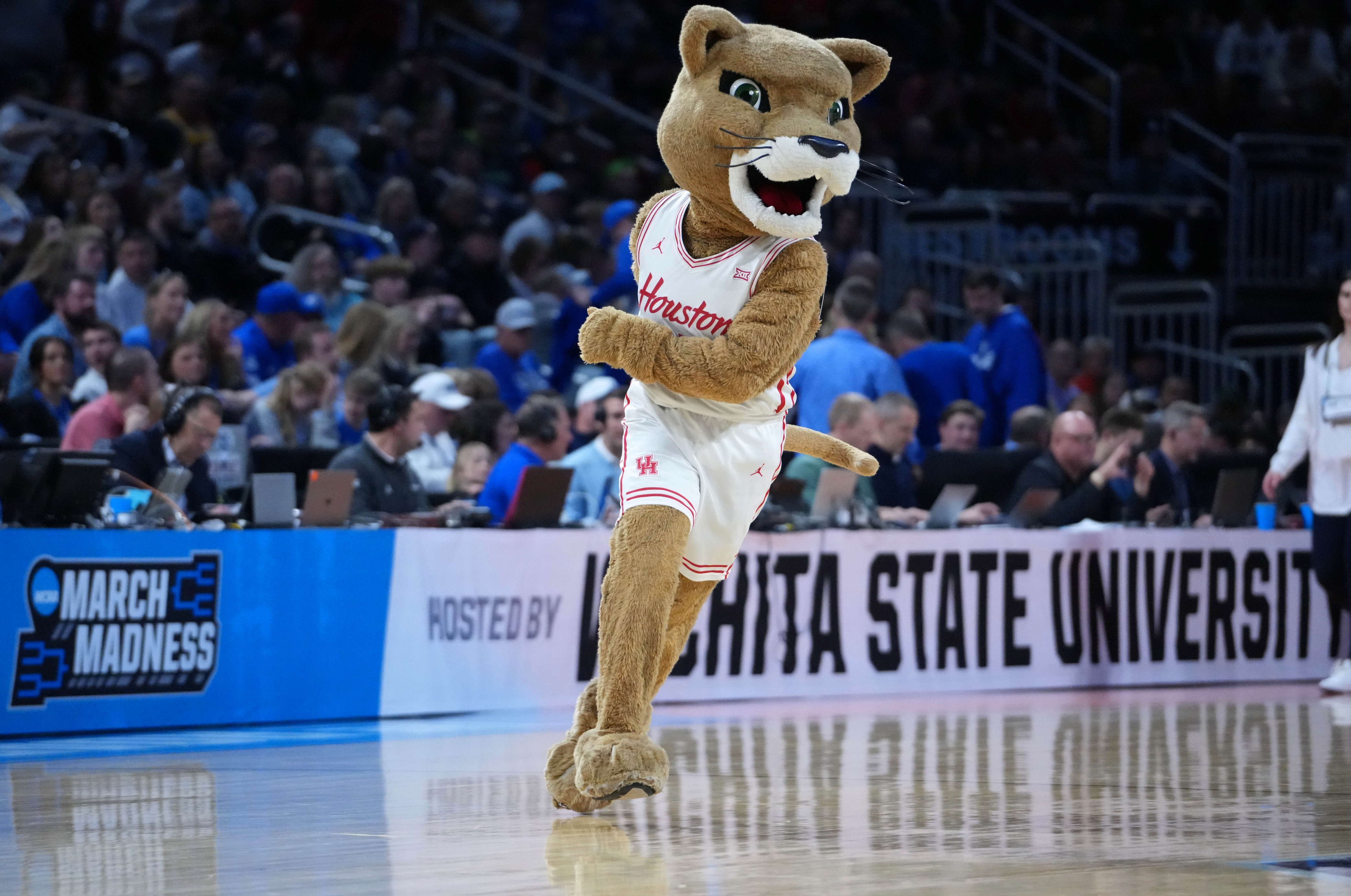 Houston Cougars mascot Shasta on the court during the first half of the game between the Houston Cougars and the Gonzaga Bulldogs at Intrust Bank Arena.