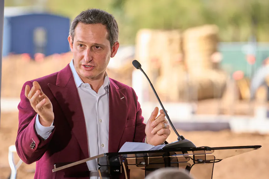 DraftKings CEO Criticizes Illinois Sports Betting Tax Plan as "Ill-Conceived"