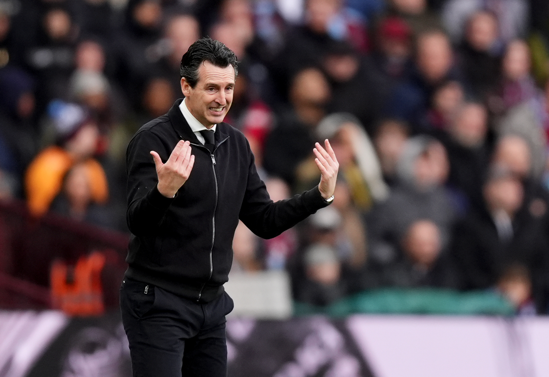 Unai Emery patrolling the touchline as I offer my Premier League odds and predictions for Matchweek 16.