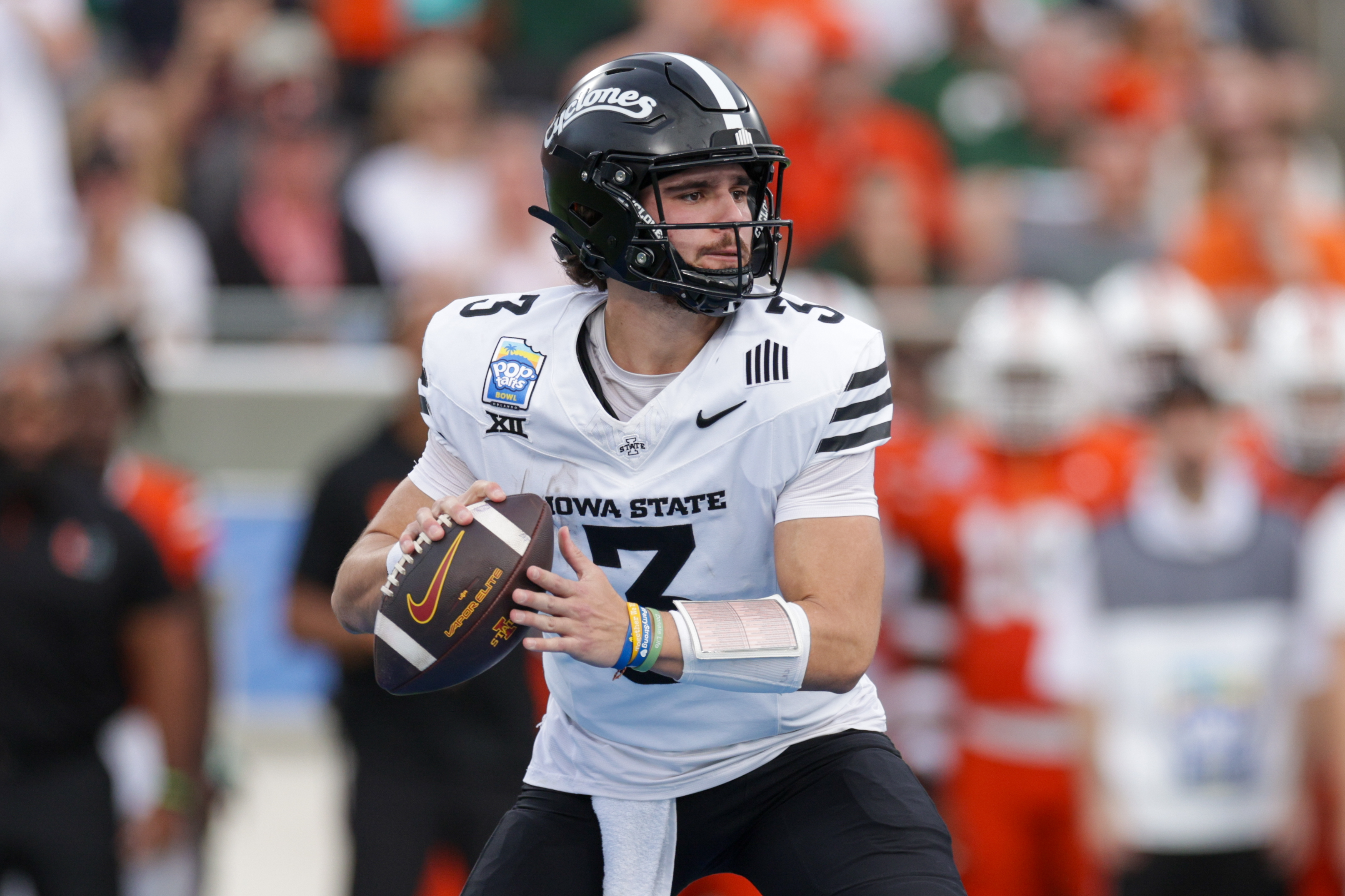 Iowa State vs. Kansas State Prediction, Betting Odds & Expert Picks: College Football Week 0