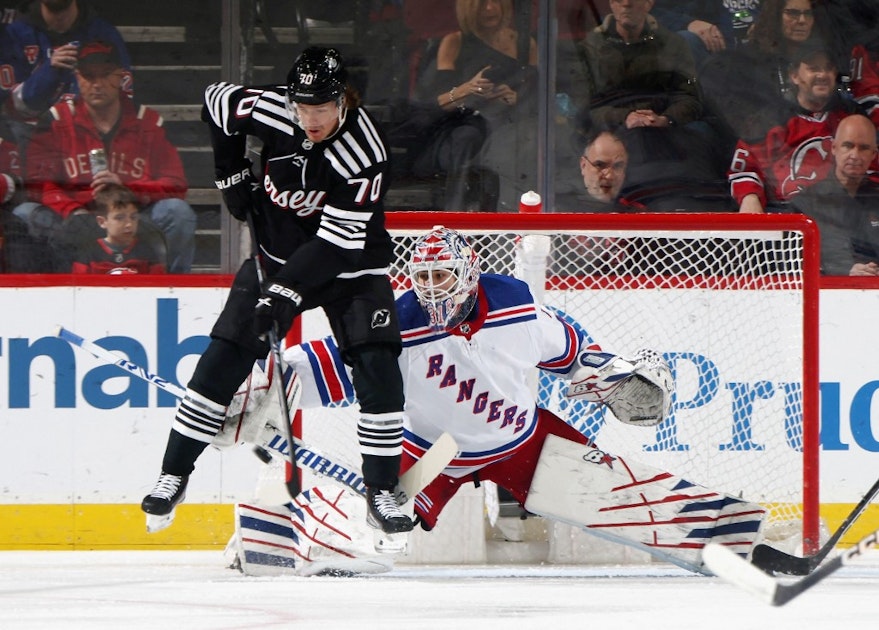 Rangers vs. Devils Odds, Picks & Predictions Rivalry Renewed in Round 1