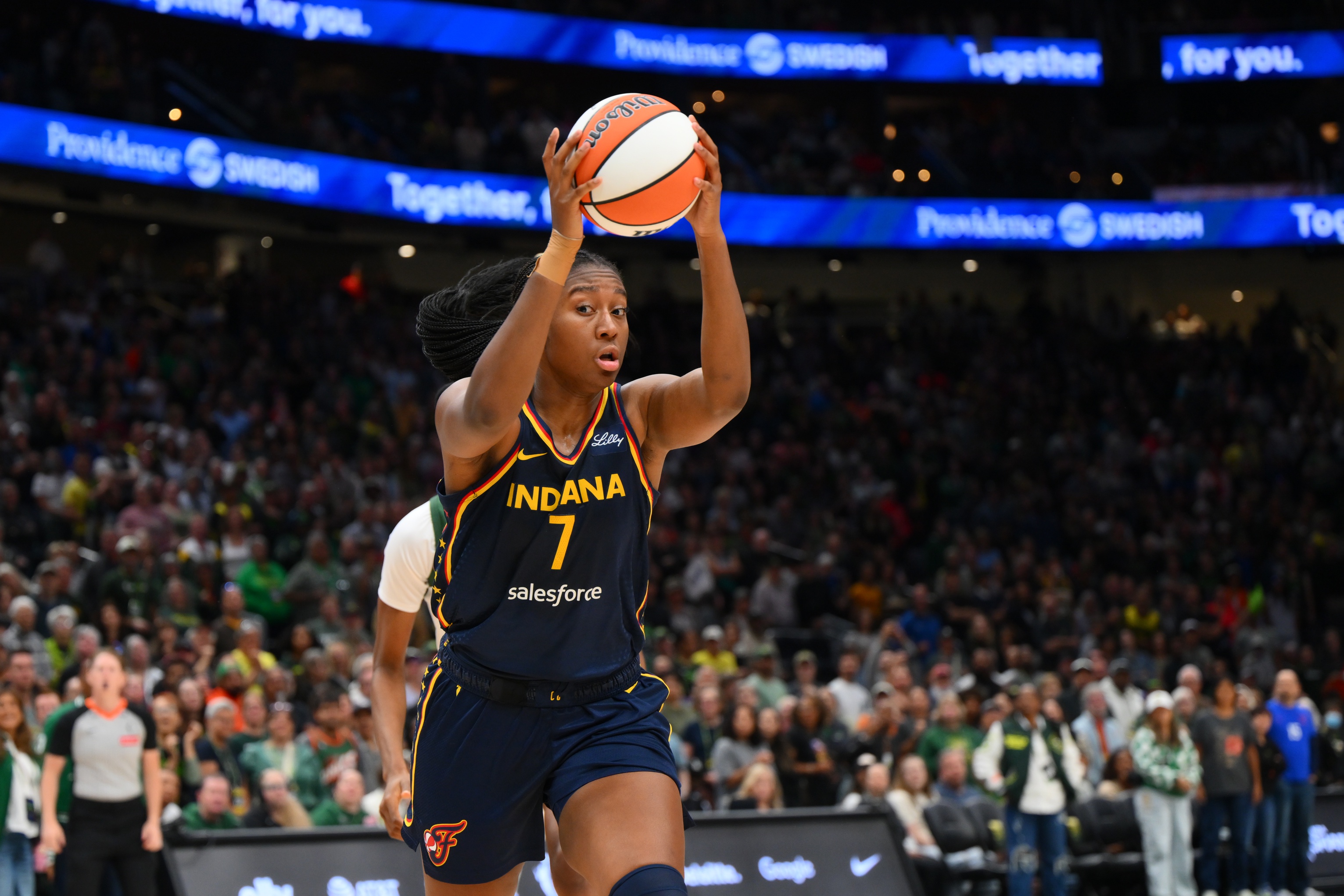 Sky vs. Fever Prediction, Odds & WNBA Best Bets: Aug. 9