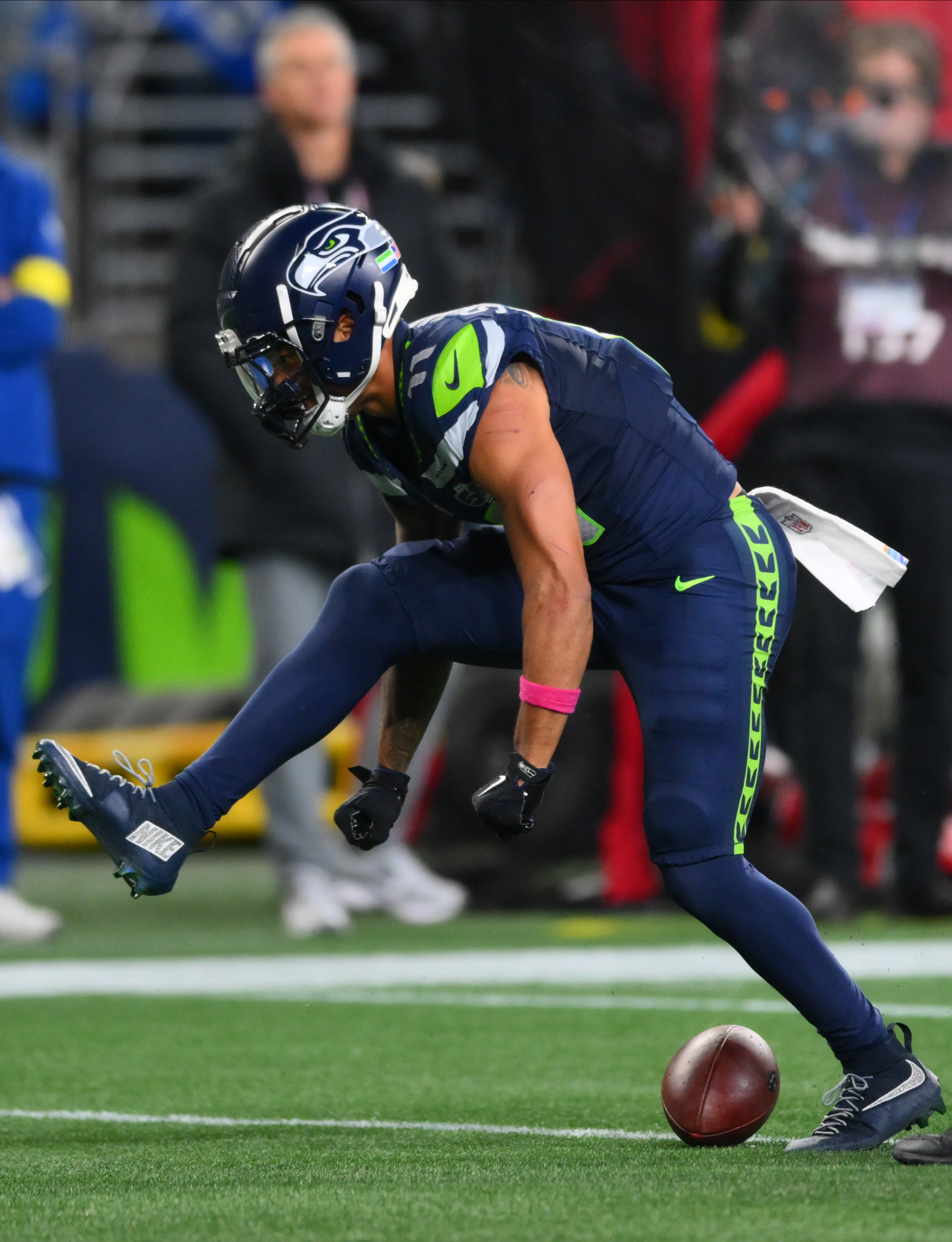 Seahawks vs. Commanders Player Prop Bets for Sunday Night Football Week 9