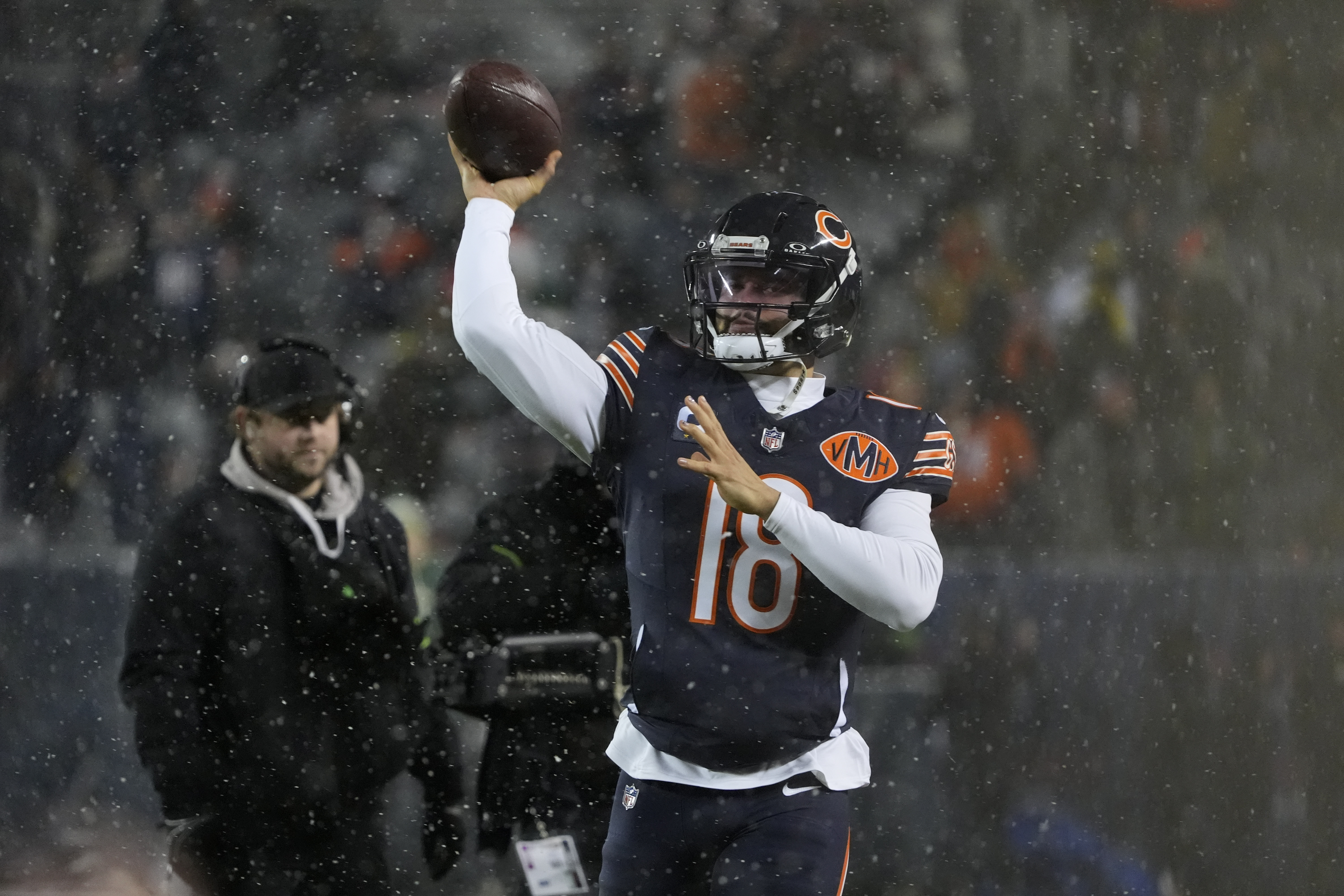 Chicago Bears quarterback Caleb Williams warms up at Soldier Field. 