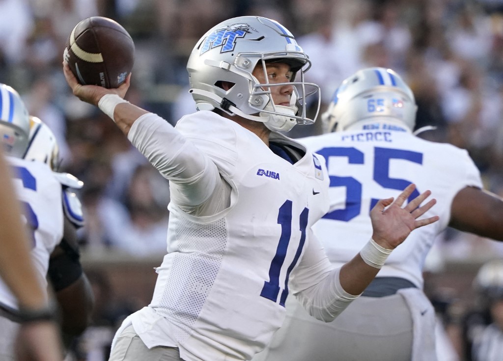 Jacksonville State vs. Middle Tennessee Predictions, Picks & Odds Week 6: Should 1-4 Blue Raiders be Favored?