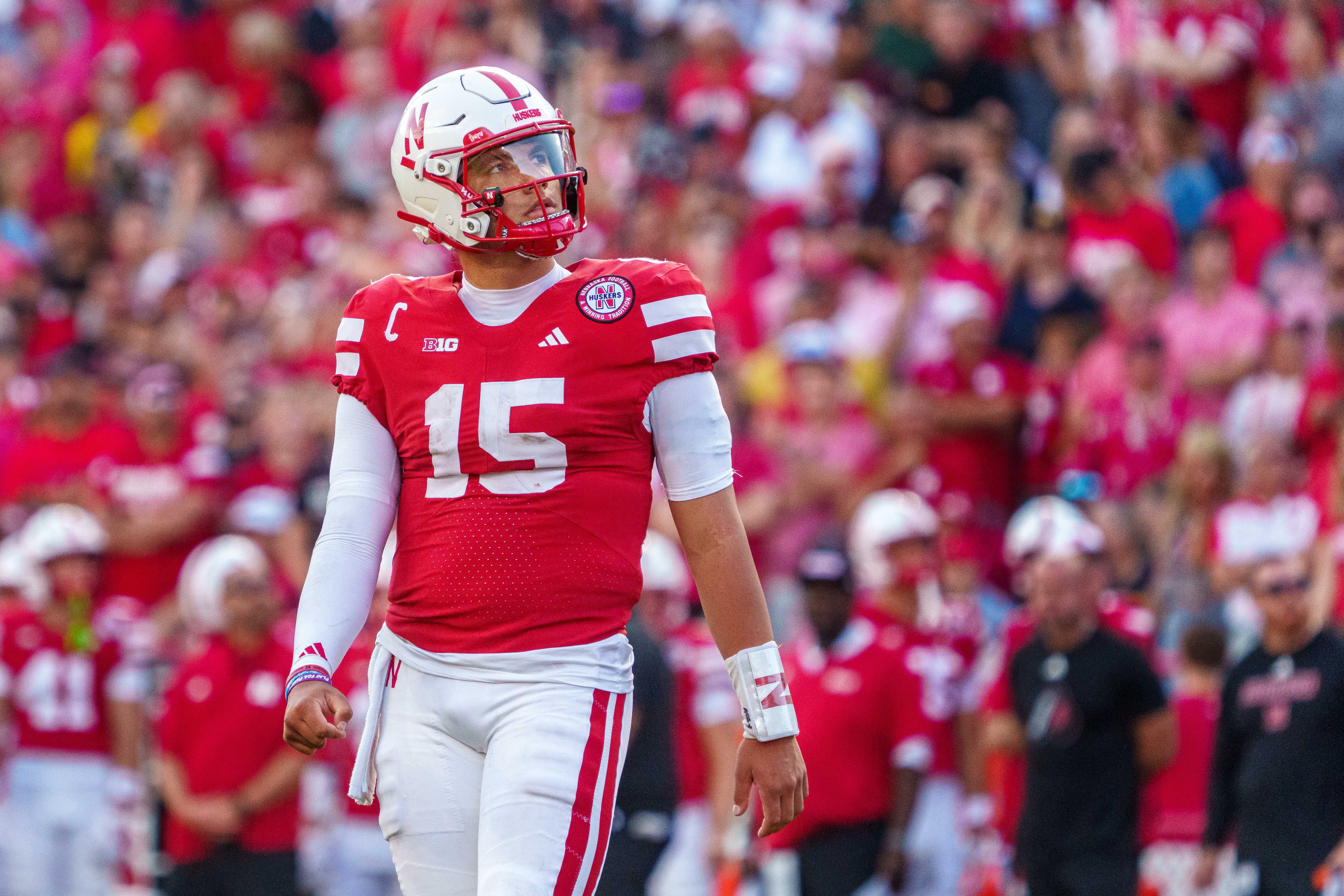 College Football Best Bets Today: Can Raiola Keep up His Mahomes Impression?