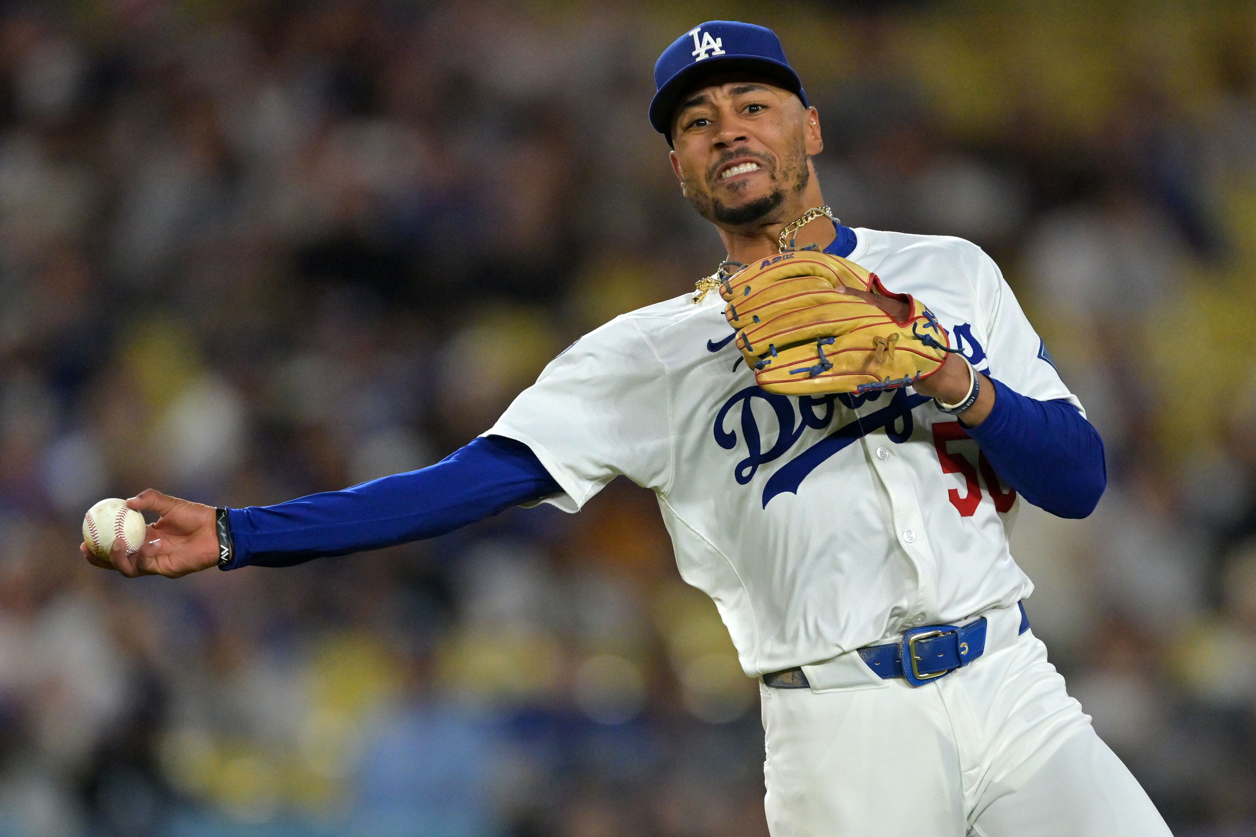 Giants vs. Dodgers Prediction, Odds & Expert Picks: MLB Best Bets for Sept. 19