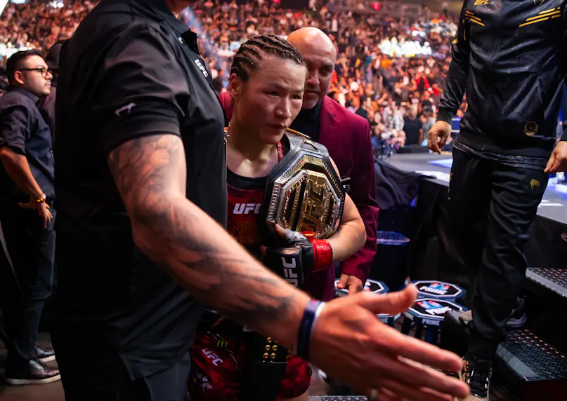 Zhang vs. Suarez Prediction, Expert Picks & Odds: UFC 312