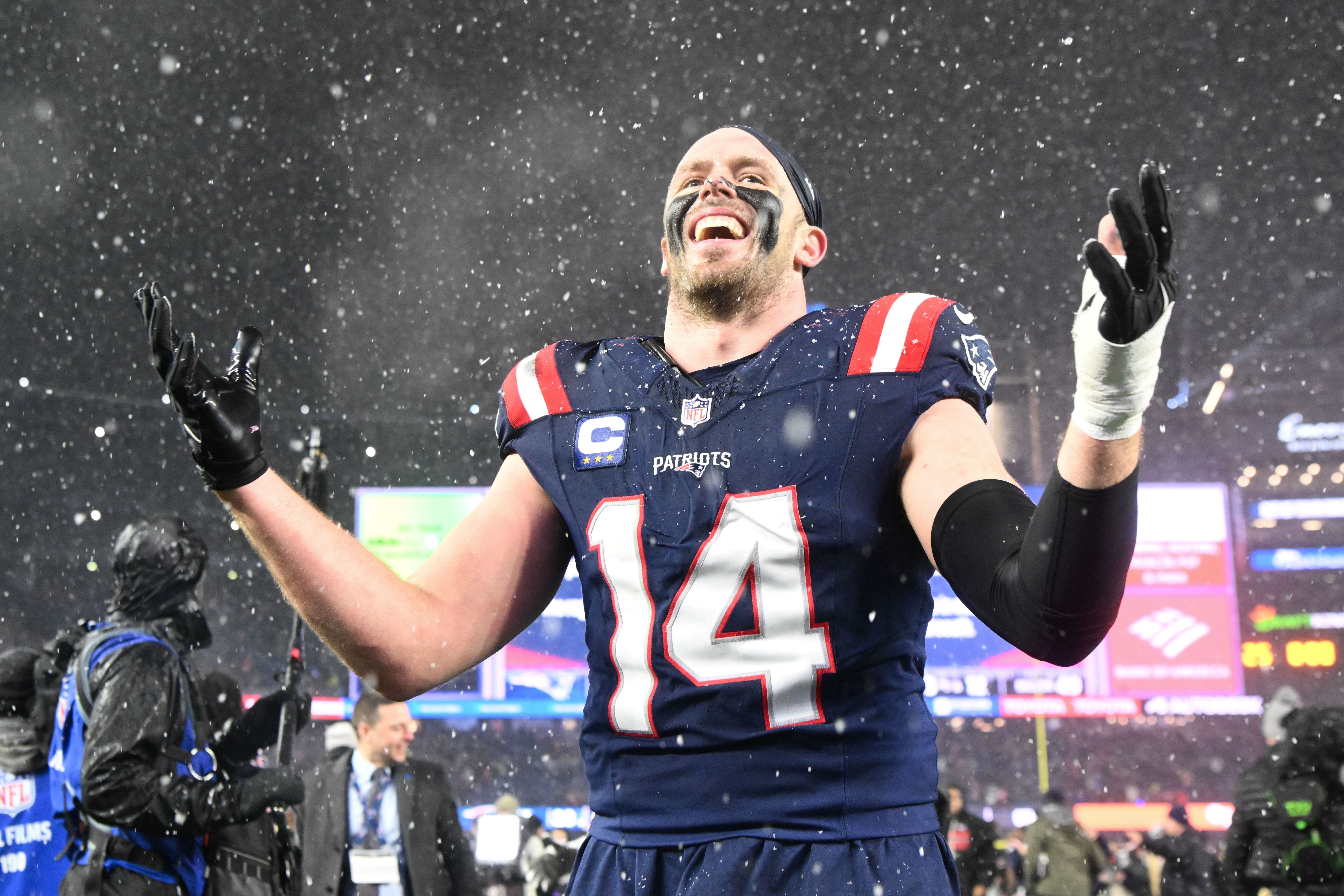 New England Patriots linebacker Robert Spillane reacts, and he's key to the Super Bowl 2026 injurie to watch