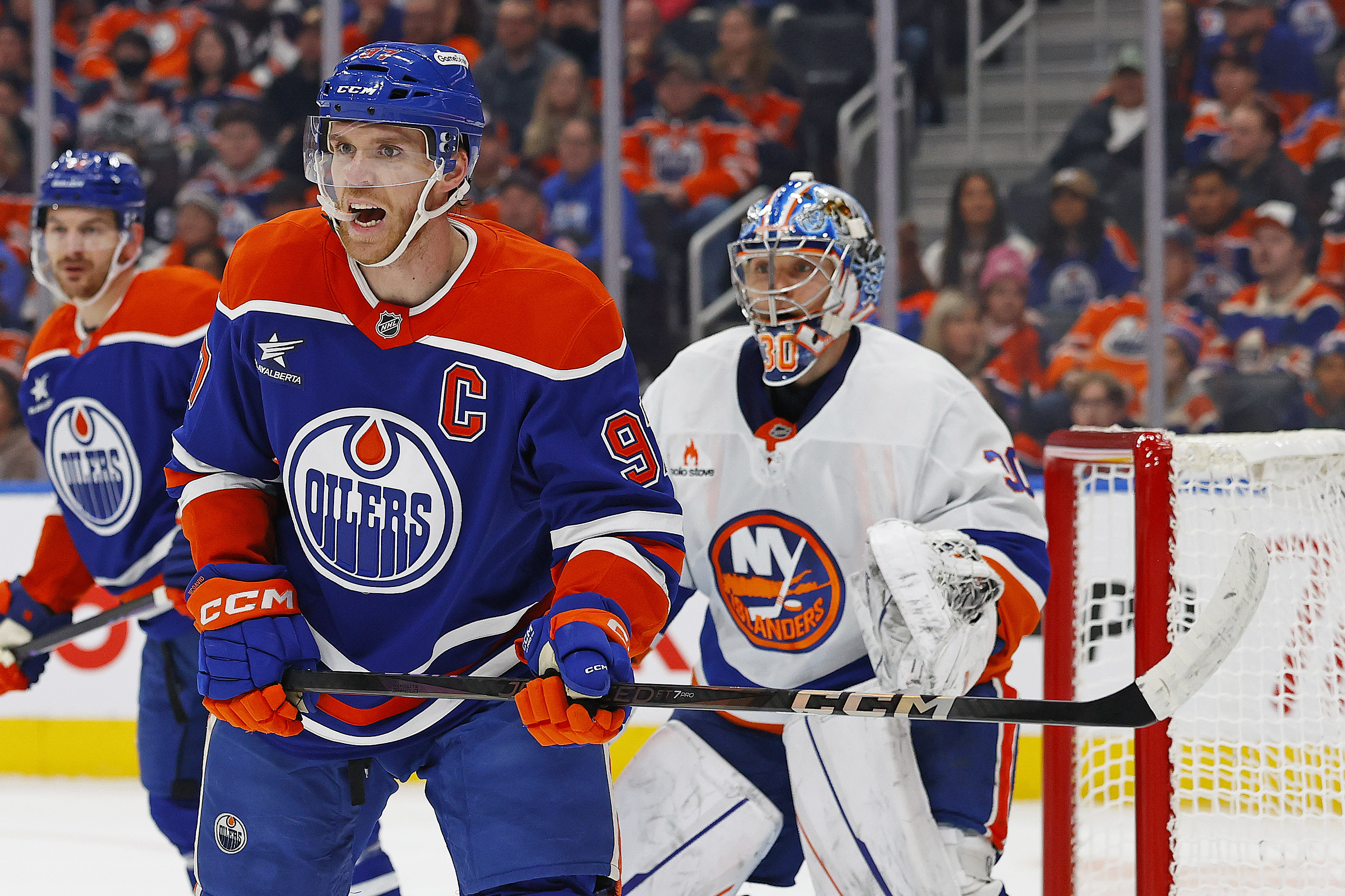 Predators vs. Oilers Prediction, Picks & Odds for Tonight's NHL Game