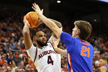 Auburn vs. Florida Prediction Tonight: Final Four Odds, NCAA Tournament Picks & Preview