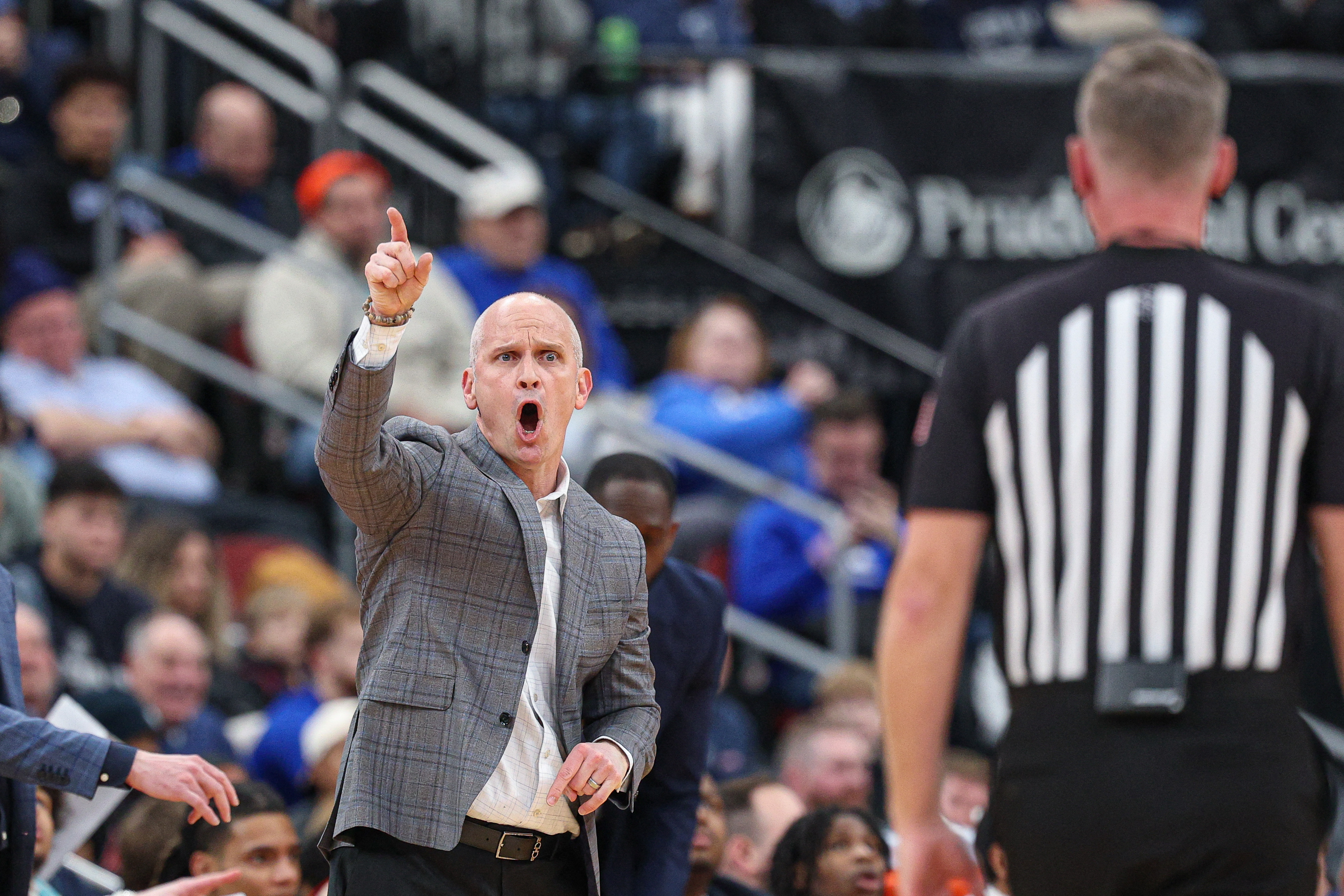 Final Four Odds & March Madness Betting Lines: Michigan, Arizona, Duke, UConn Lead