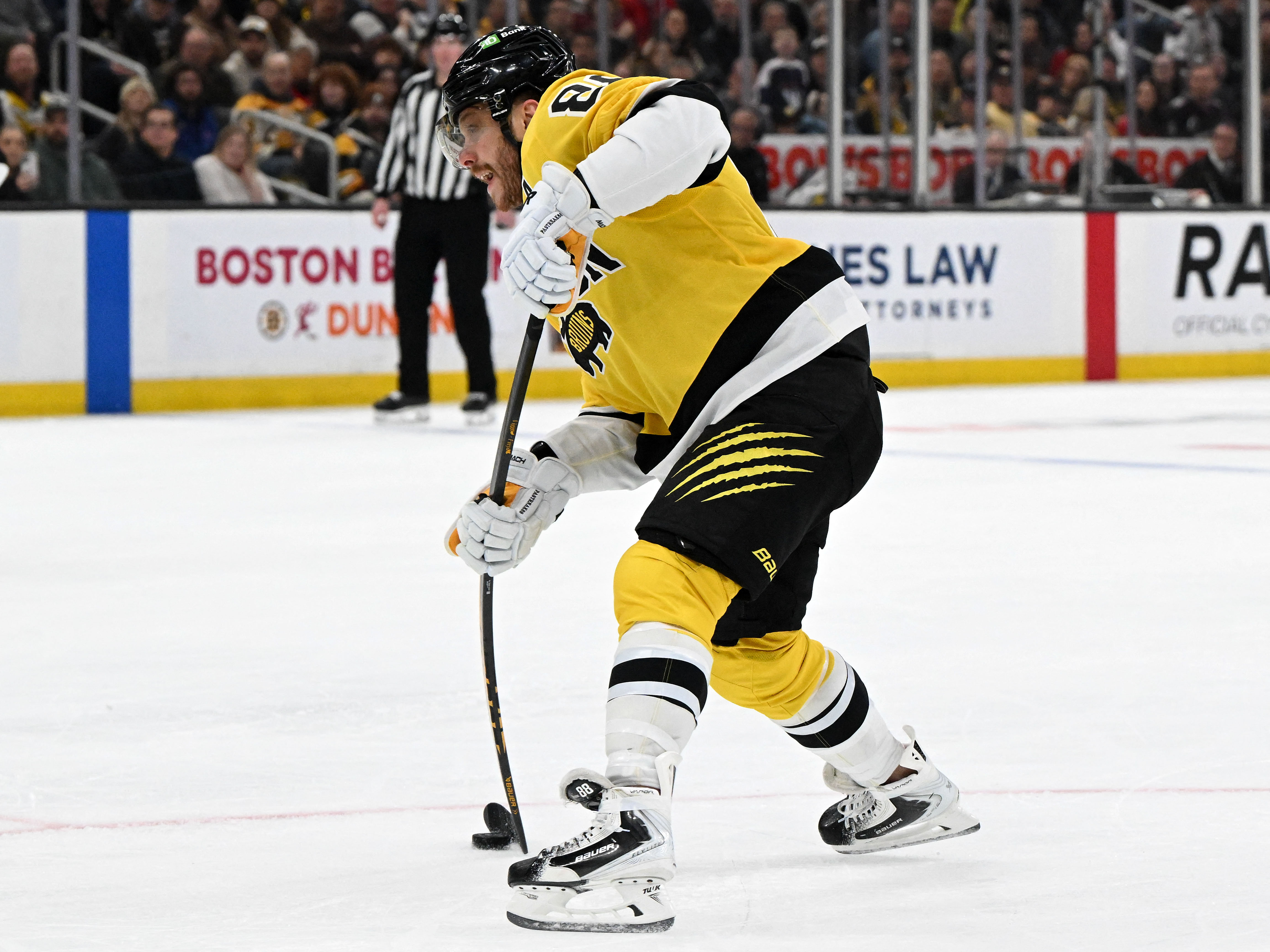 David Pastrnak in action as we provide our Bruins vs. Penguins prediction and odds. 