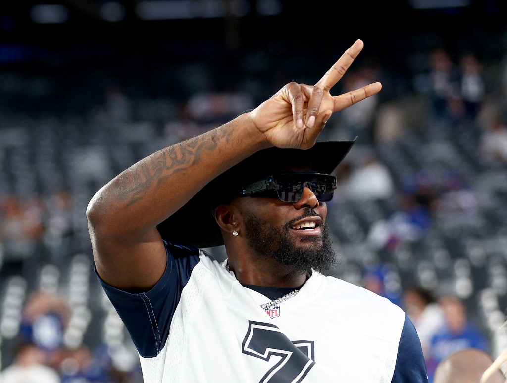 Dez Bryant Cashes 13-Leg College Basketball Parlay, Wins Nearly $500K