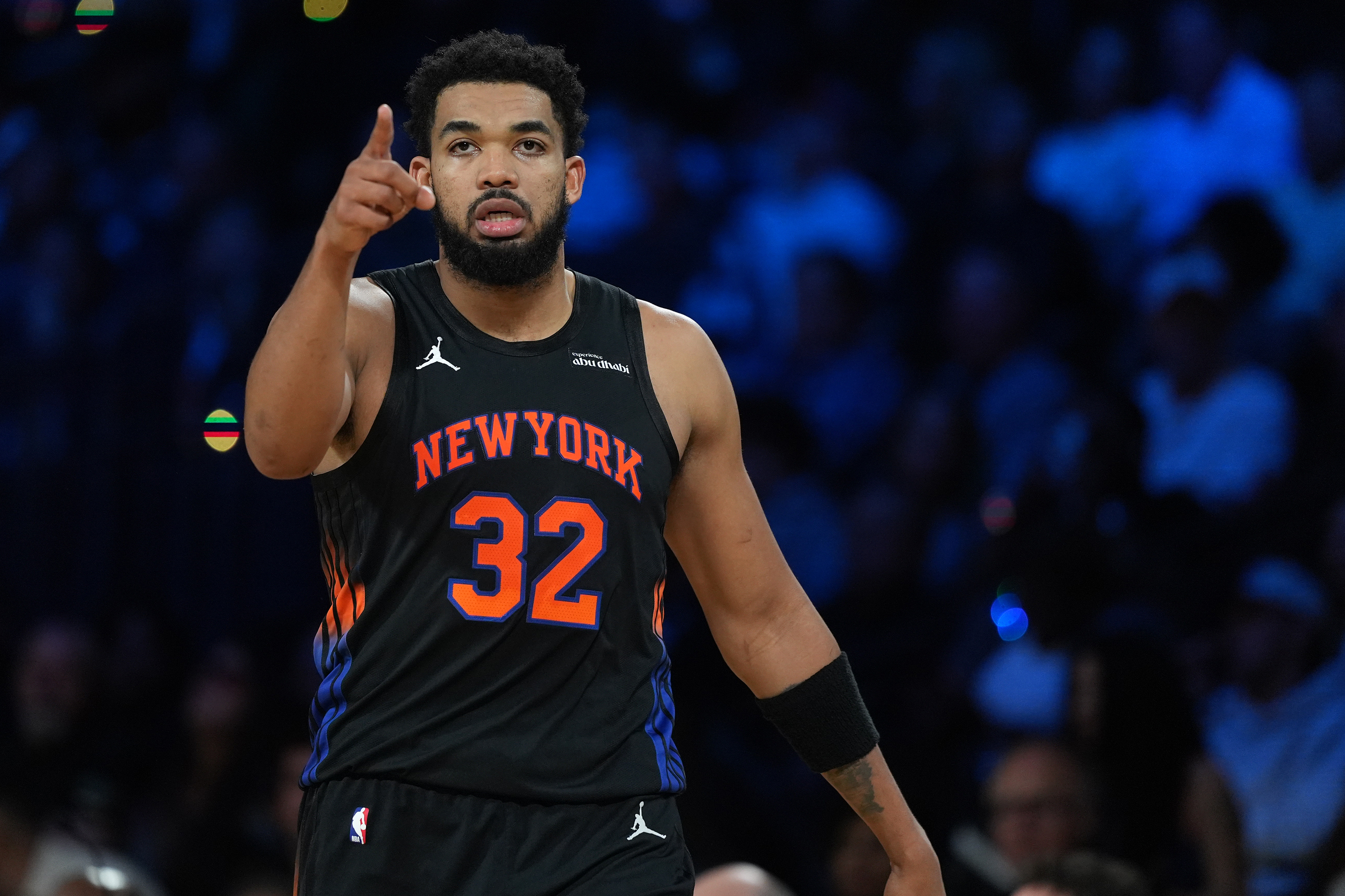 New York Knicks center Karl-Anthony Towns (32) reacts as part of our Knicks vs. Pacers player props.