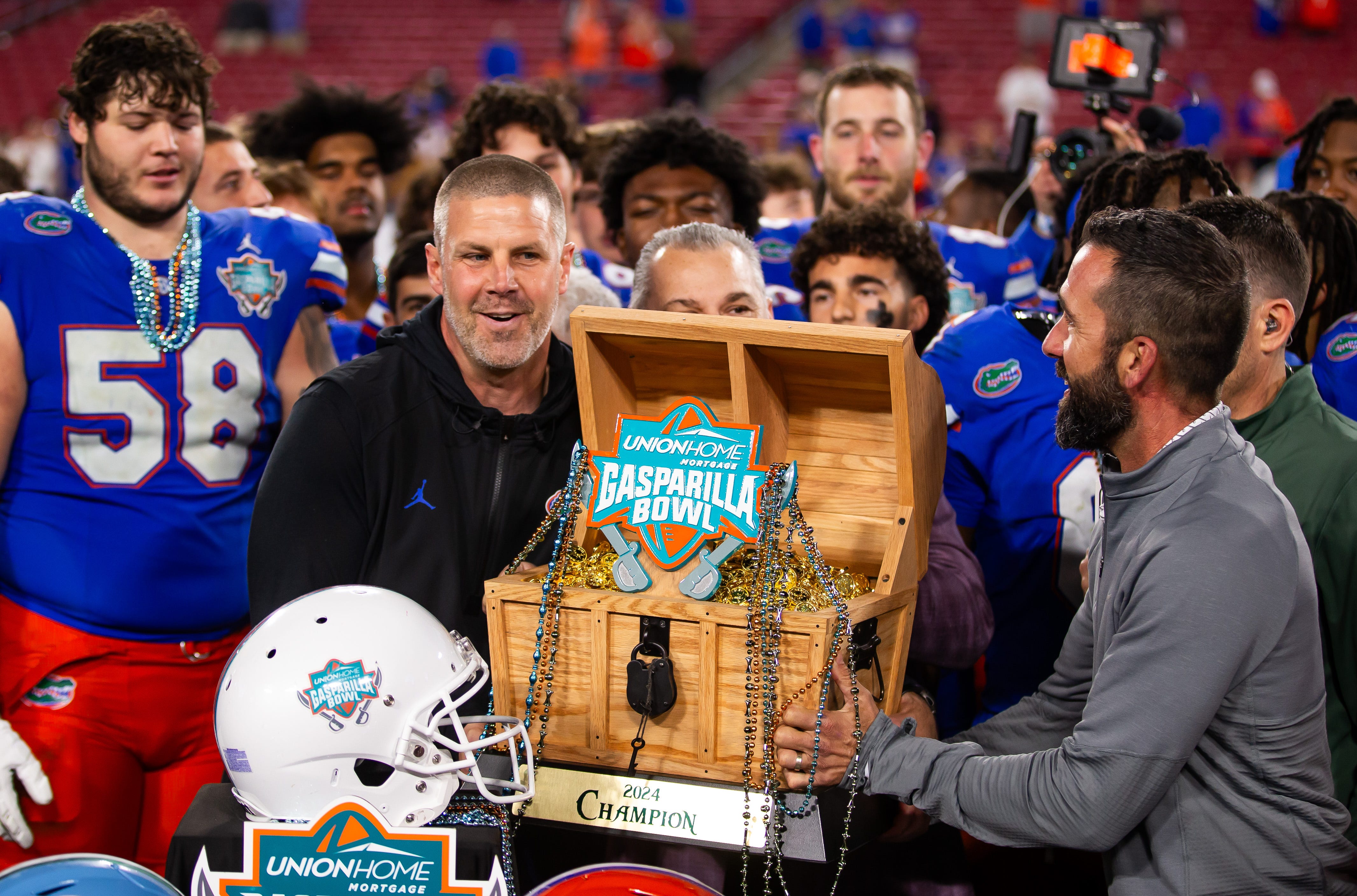 College Football Bowl Game Odds & Schedule 2025-26: Full Bowl Season Guide