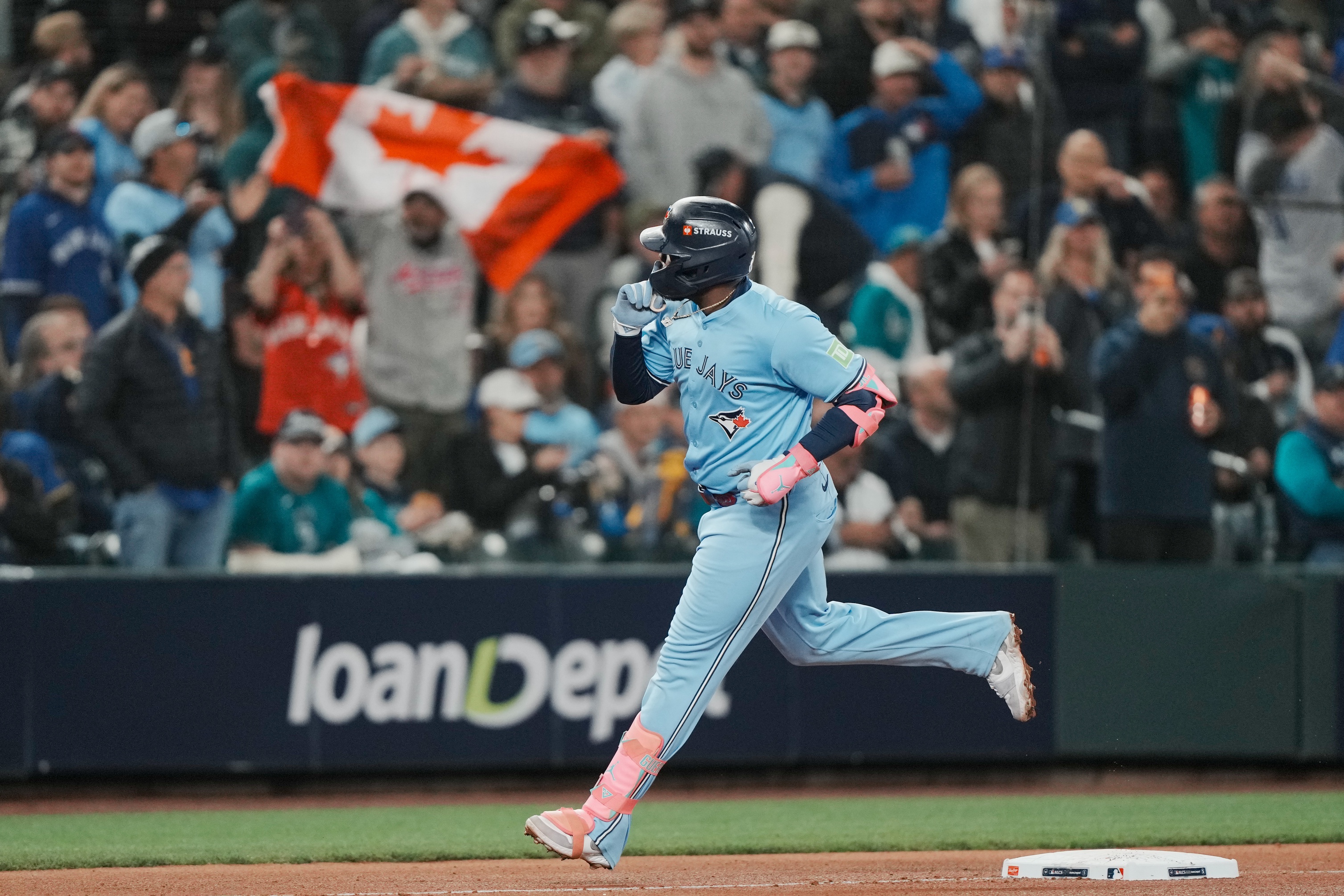 MLB Player Props Today: MLB Expert Picks, Predictions & Best Bets for Friday