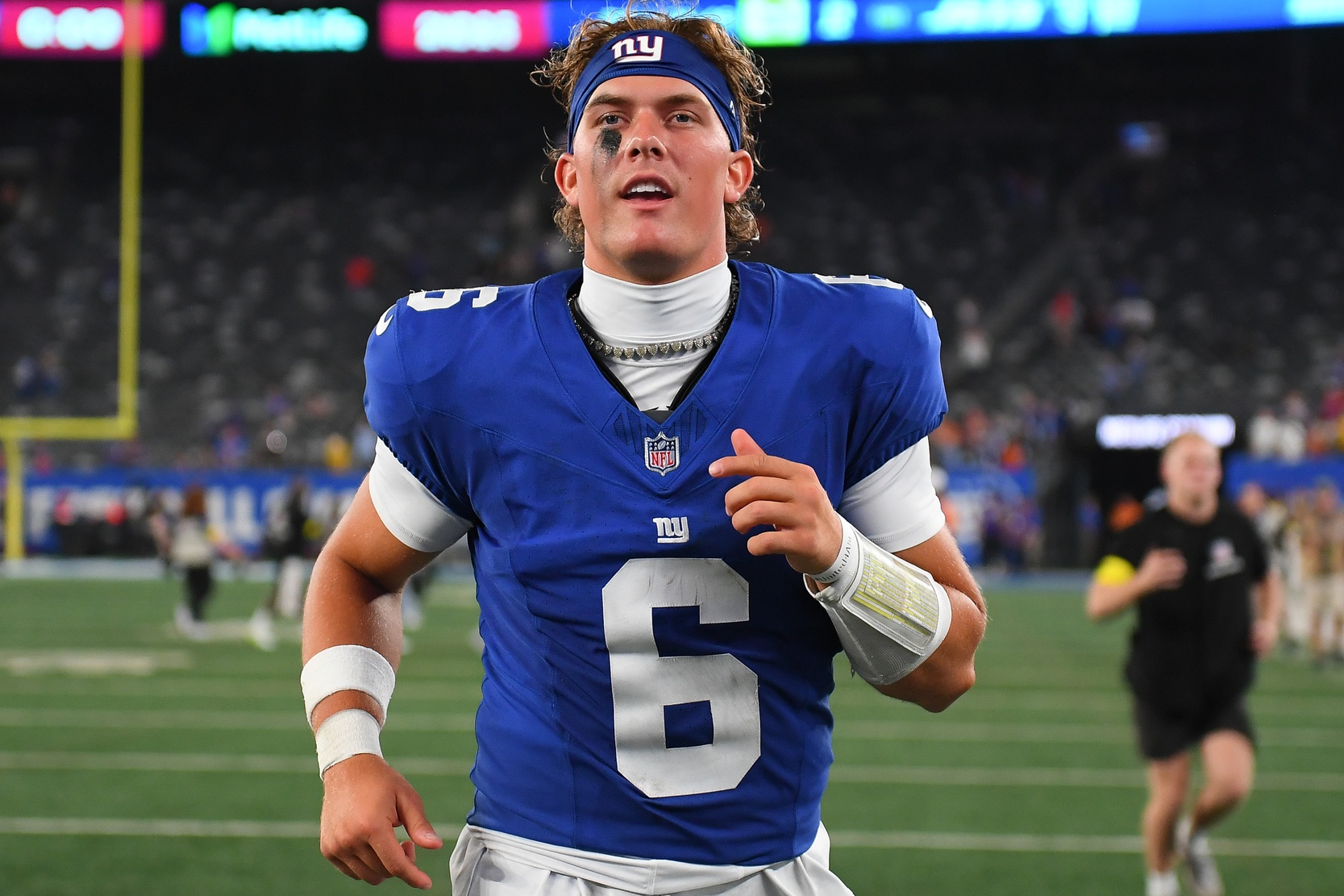 NFL Rookie Player Prop Bets Week 4: Jaxson Dart Set for Mixed Debut