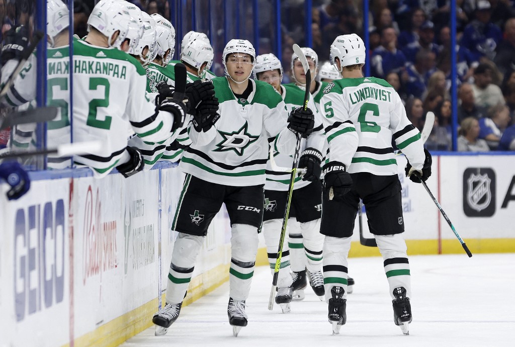 Dallas Stars at New York Rangers odds, picks and predictions