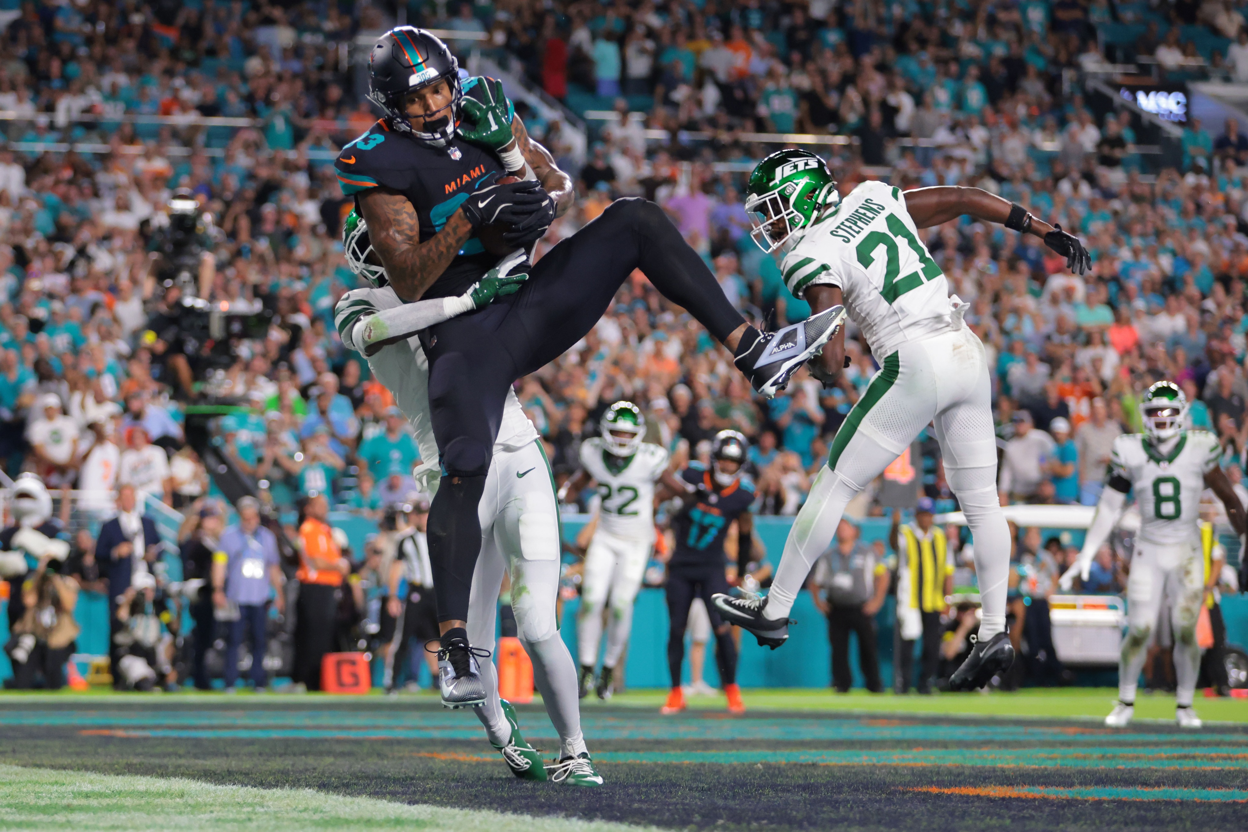 Fantasy Football Waiver Wire adds free agents props