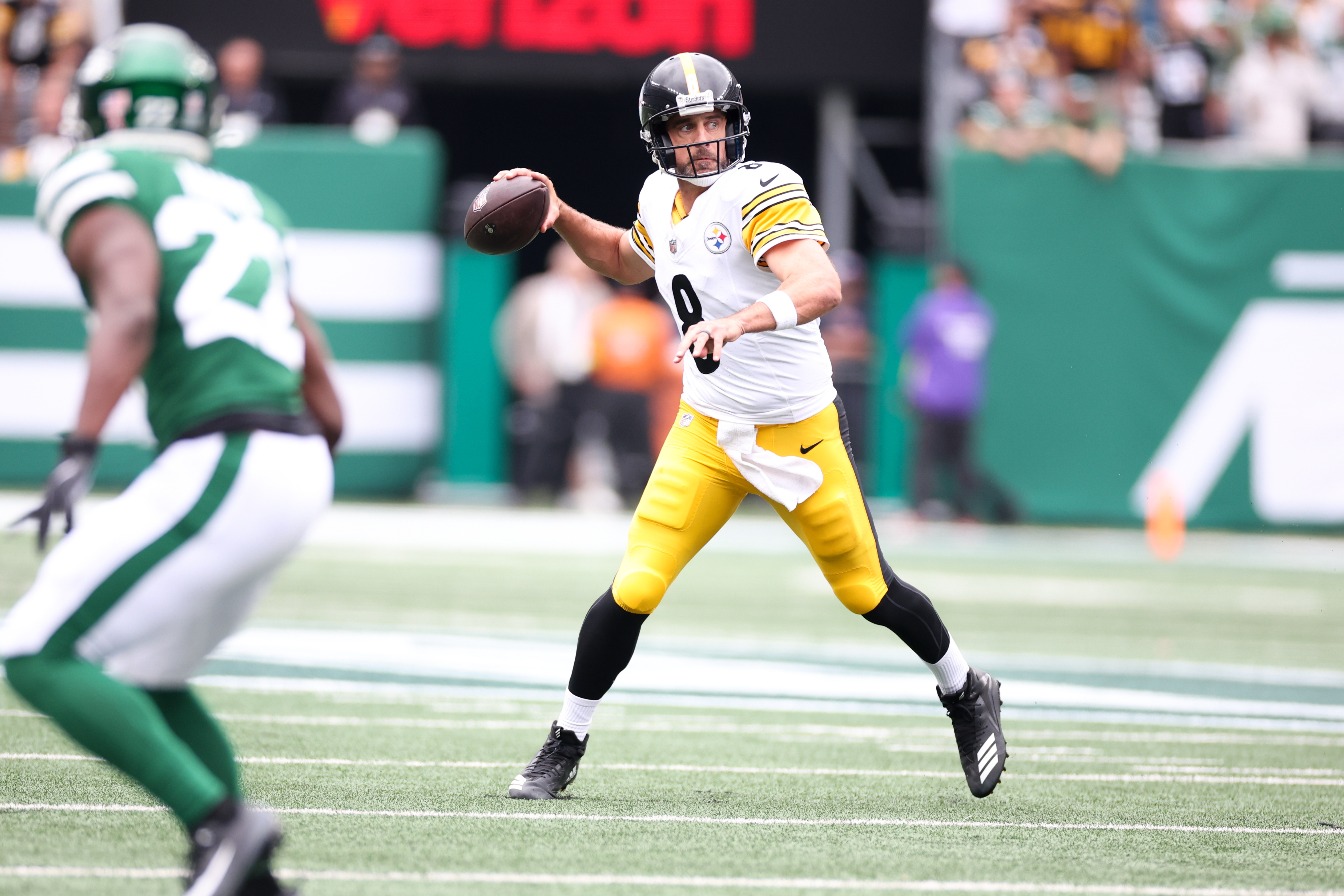 Super Bowl Odds: Bills, Packers, Steelers Make Title Cases in Week 1