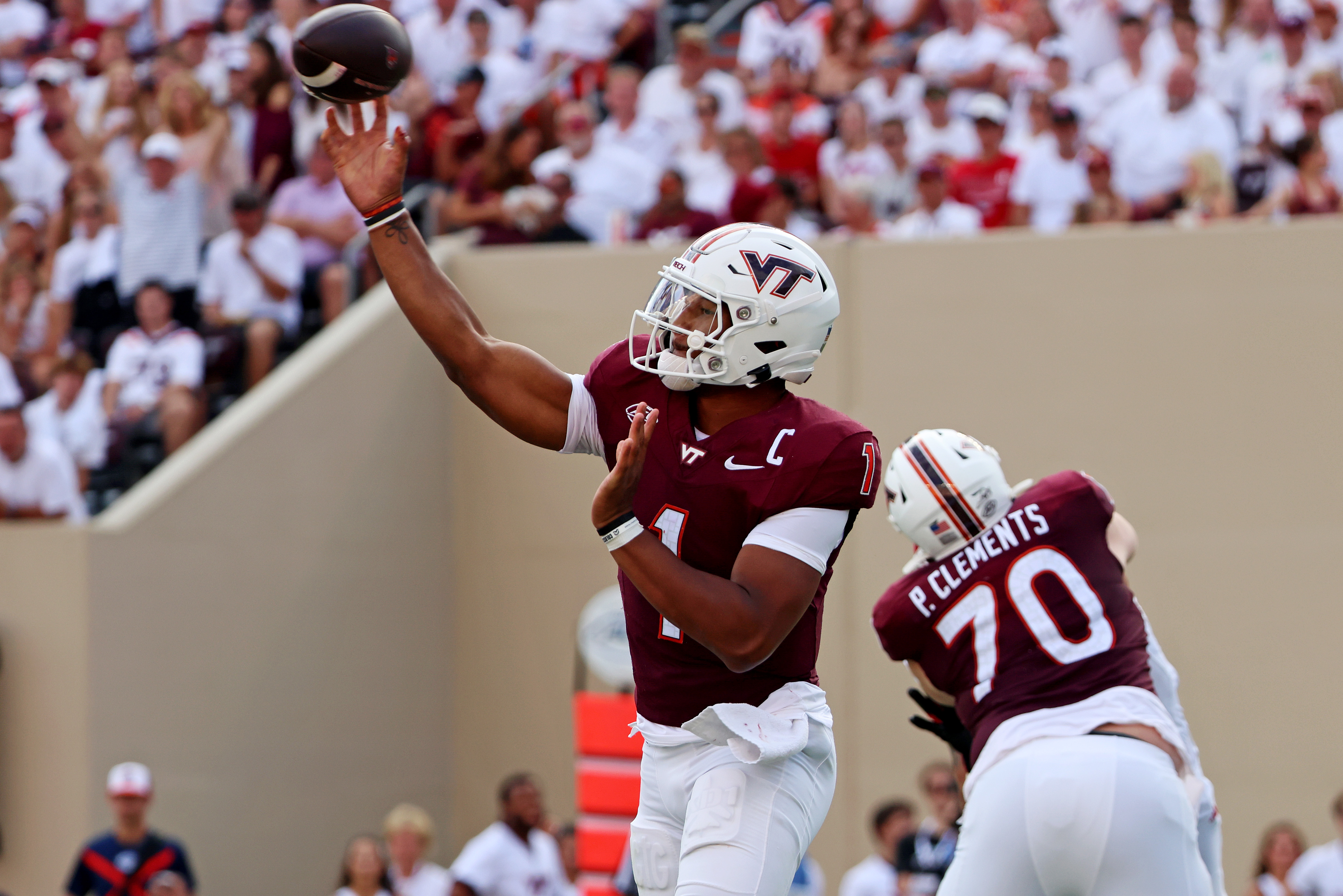 Virginia Tech vs. Miami Early Picks, Predictions & Odds Week 5