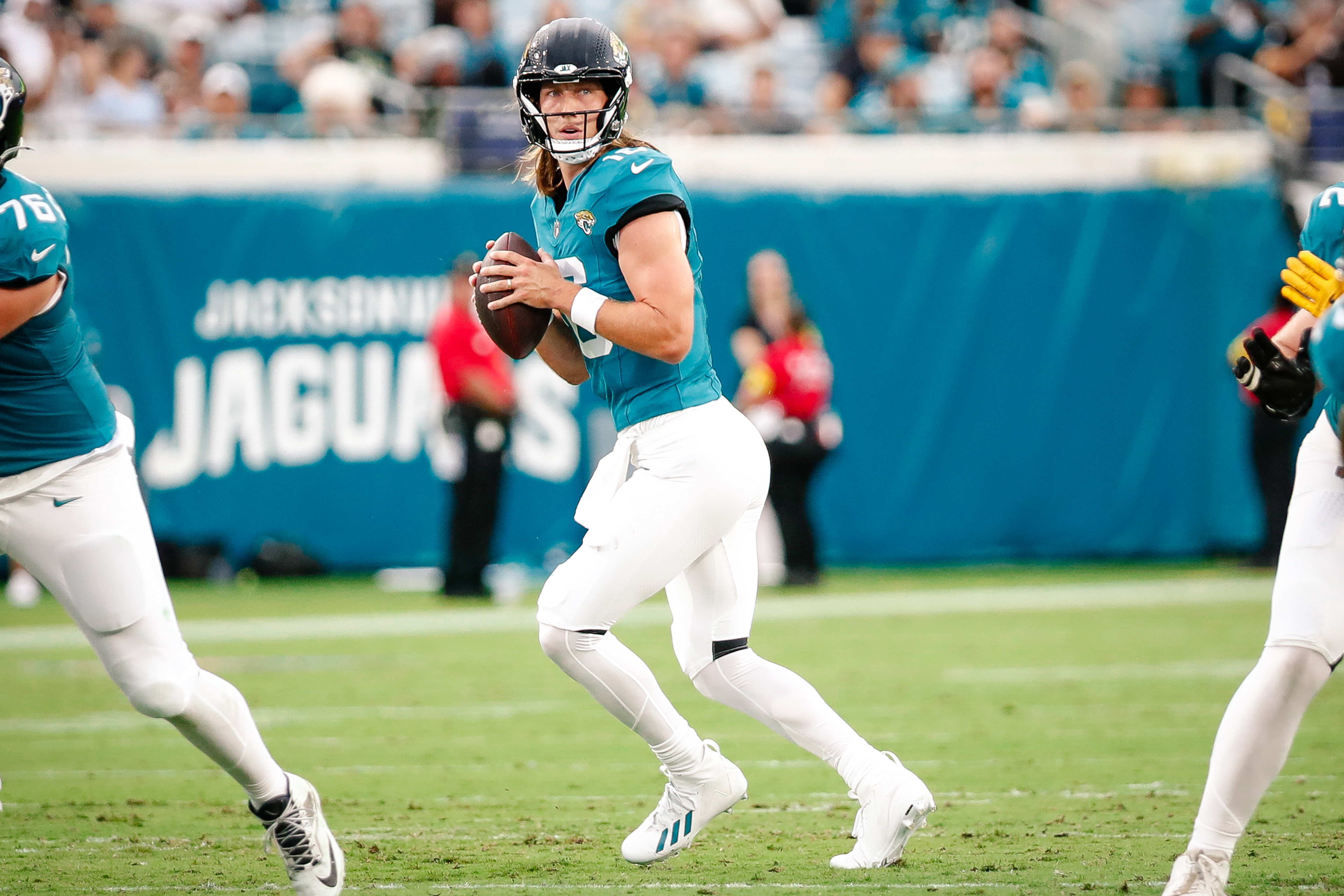 NFL Weather Report Week 1: Latest Forecasts and Betting & Fantasy Impacts for Every Game