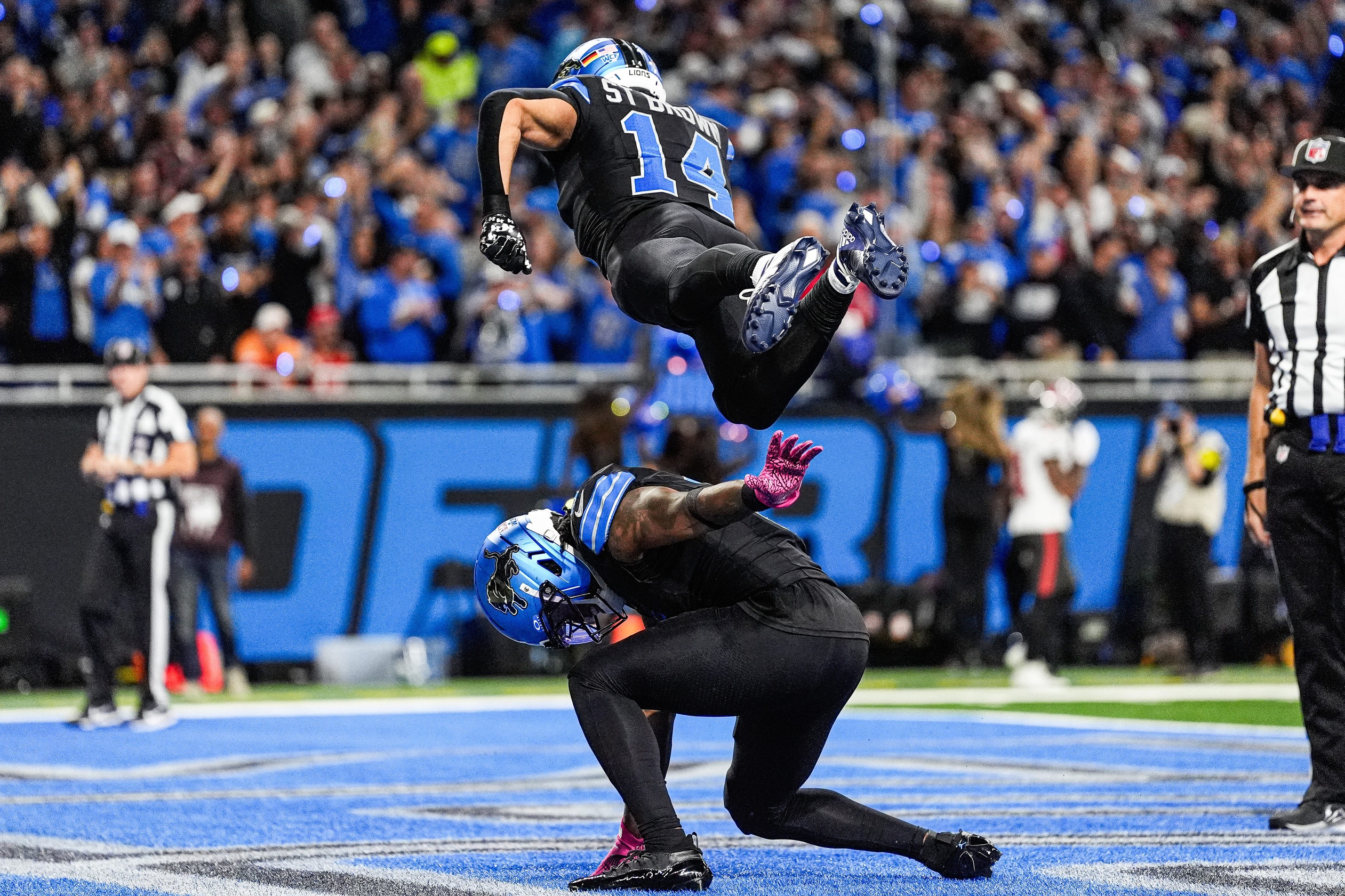 NFL Picks Against the Spread: Week 9 Best Bets & ATS Predictions for Every Game