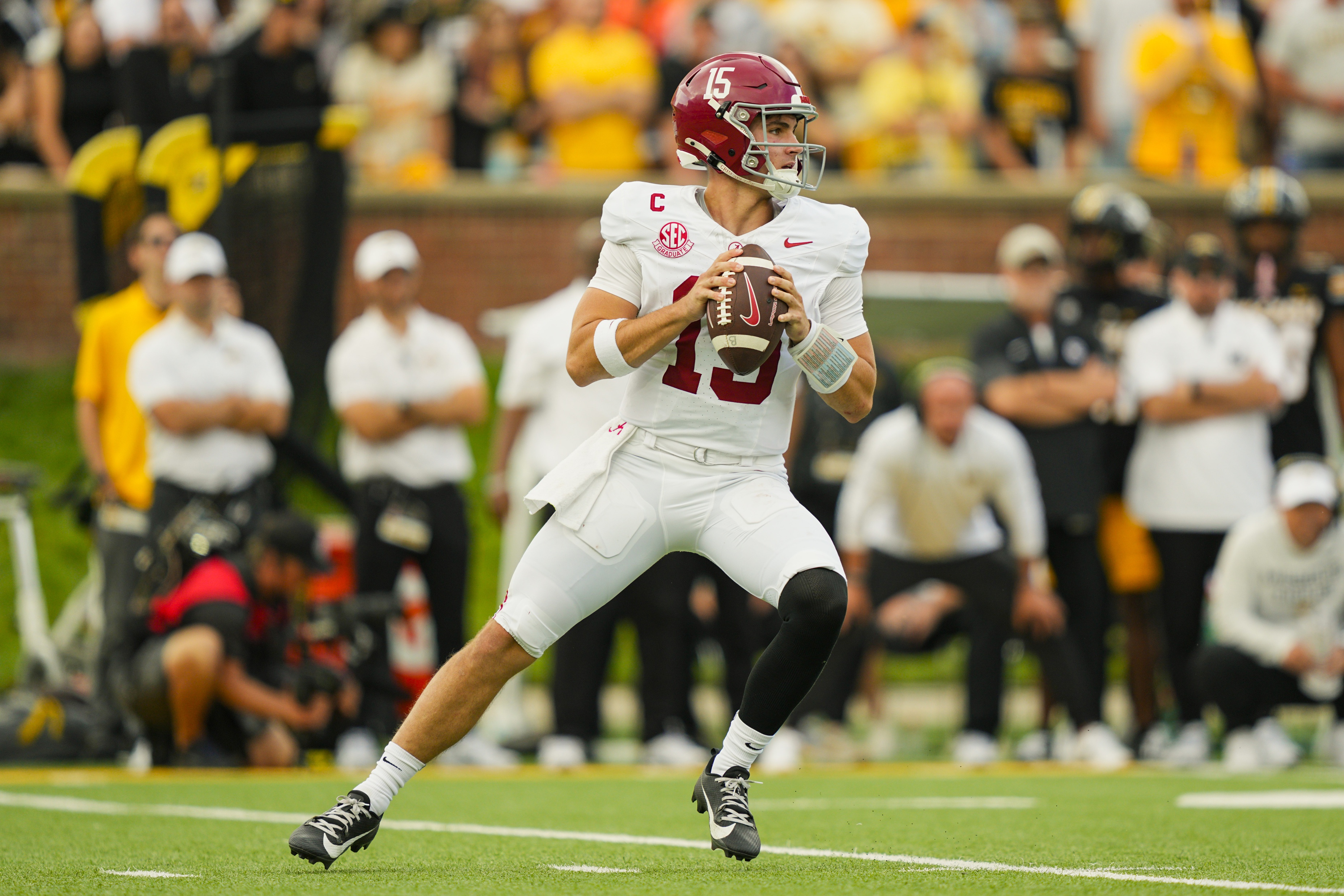 Tennessee vs. Alabama Prediction Tonight: Expert Pick & Best Bets for College Football Week 8