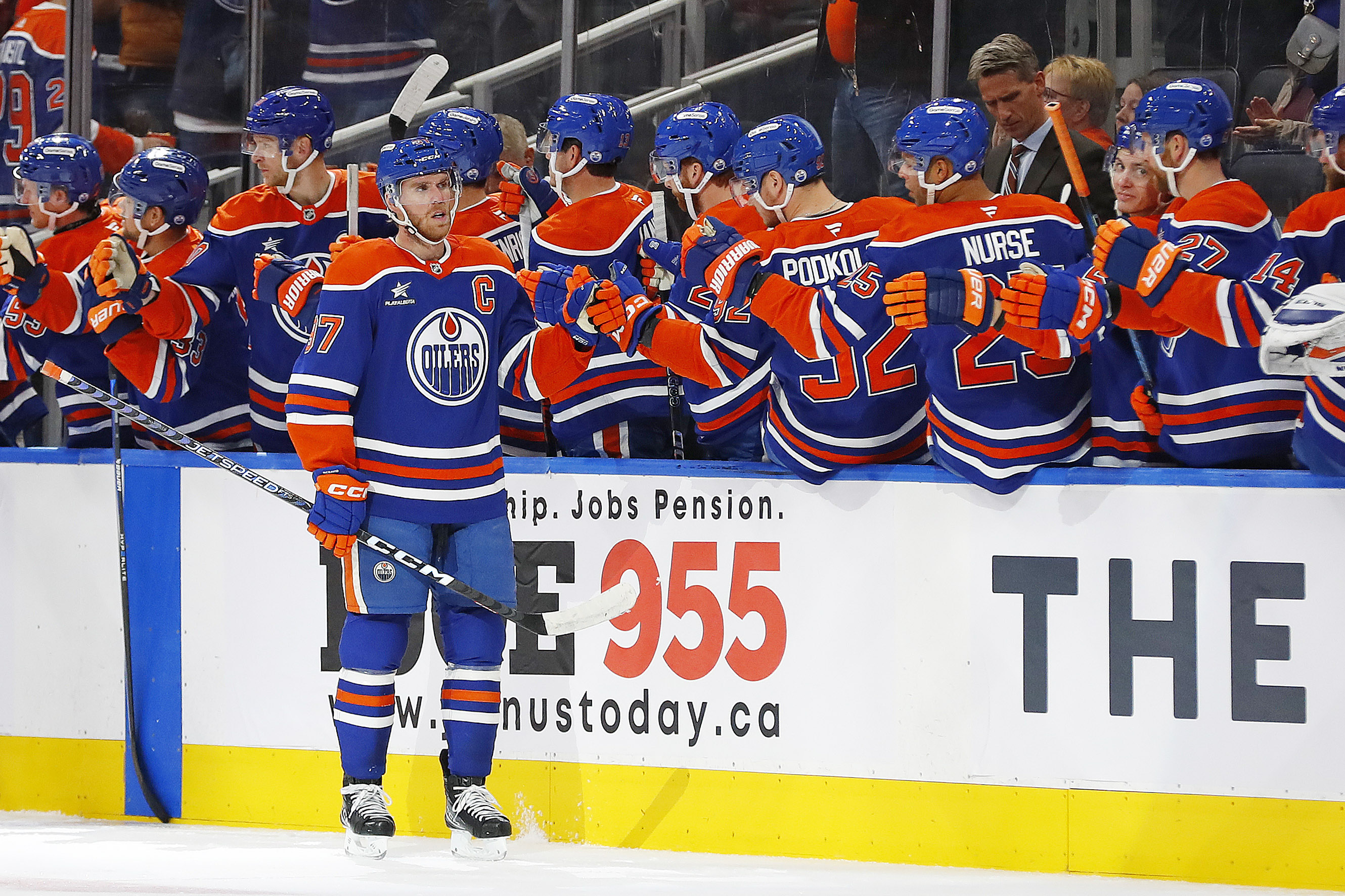 Oilers vs. Red Wings Prediction, Picks & Odds for Tonight's NHL Game