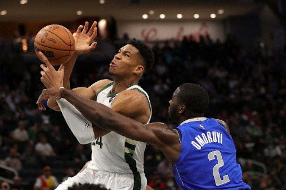 Nets vs Bucks Picks Sportsbook Review