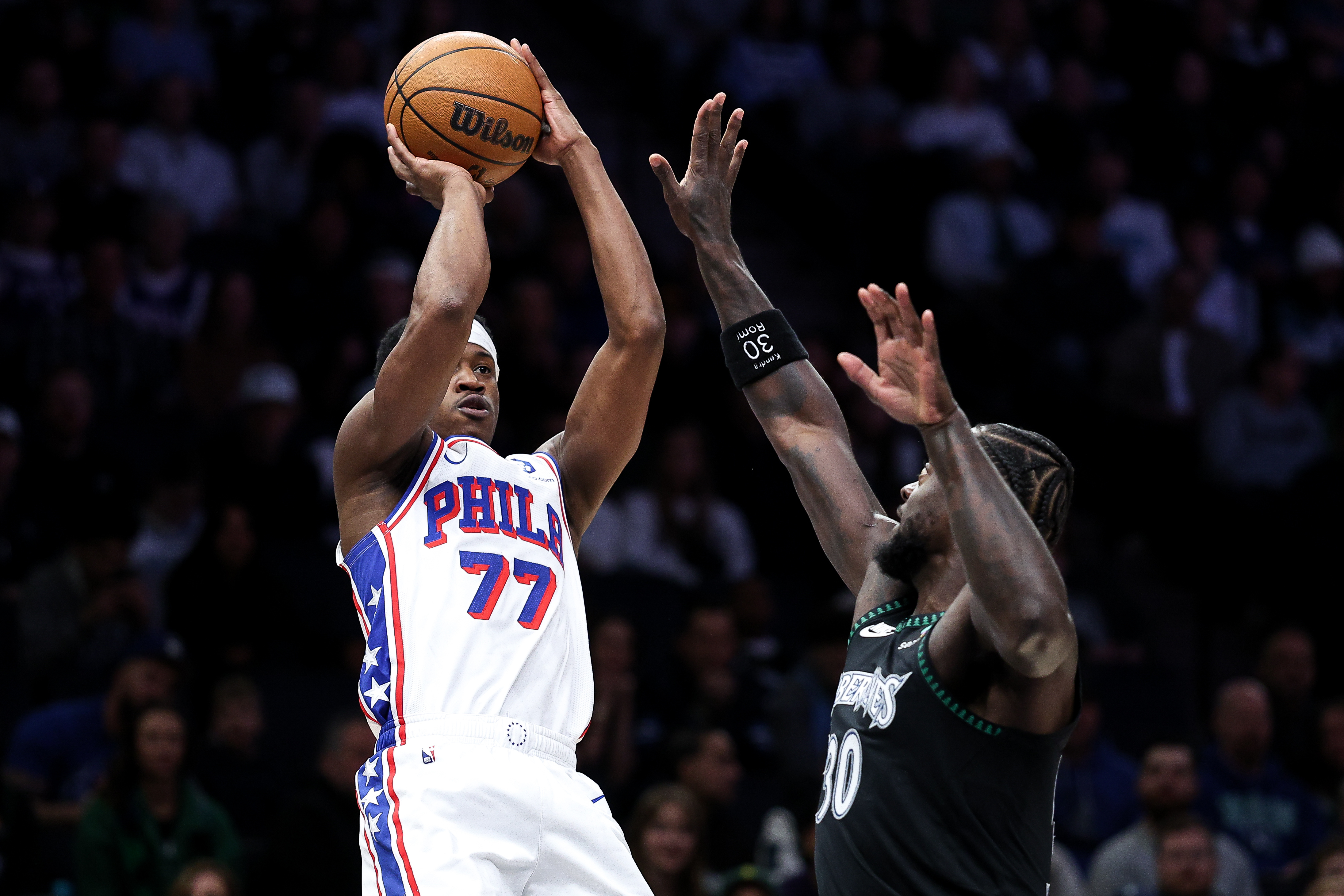 Philadelphia 76ers guard VJ Edgecombe (77), who is featured in our Spurs vs. 76ers player props, shoots over Minnesota Timberwolves forward Julius Randle (30).
