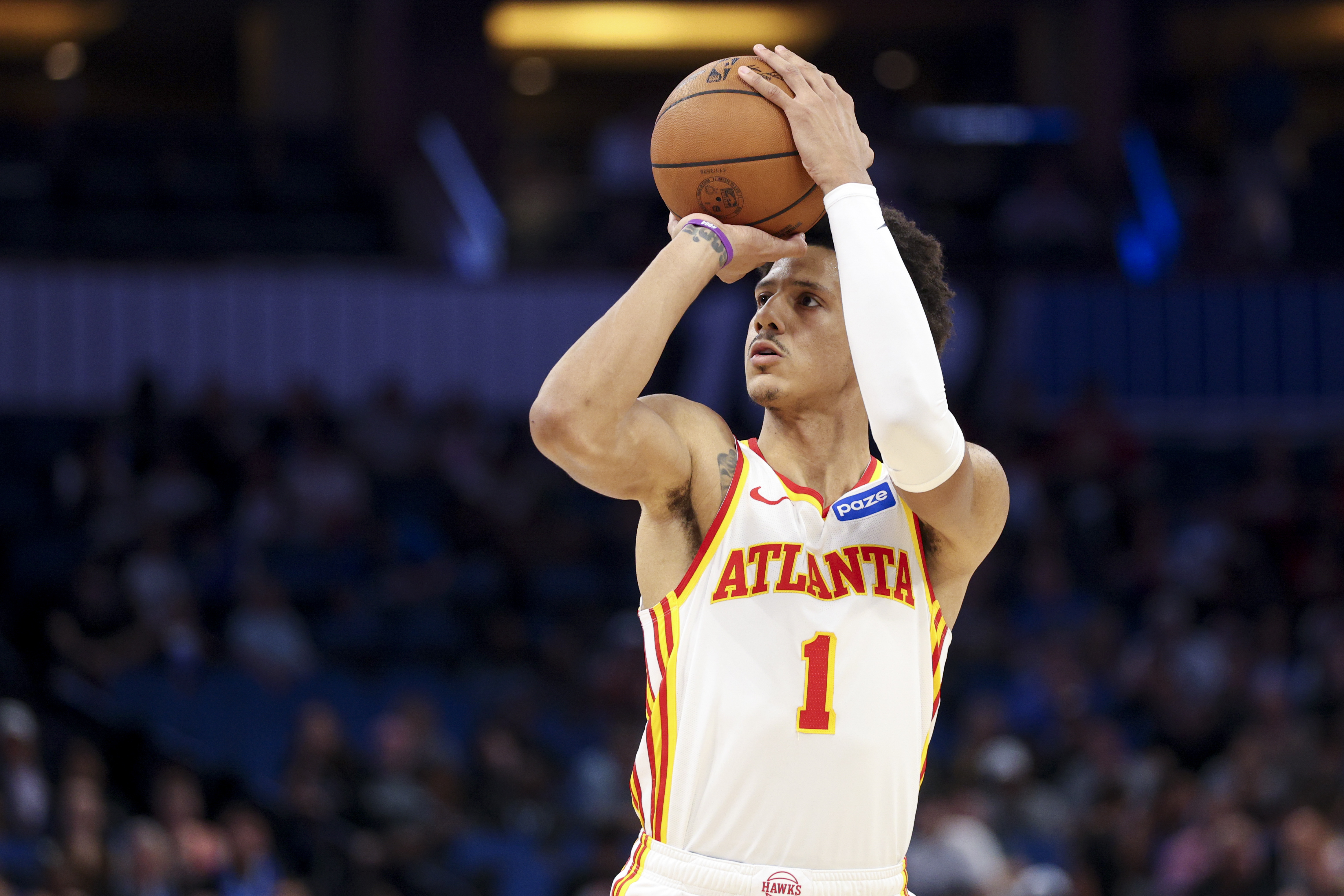 Atlanta Hawks forward Jalen Johnson (1), seen here shooting during a game, is featured in our Knicks vs. Hawks player props for Game 3 tonight.