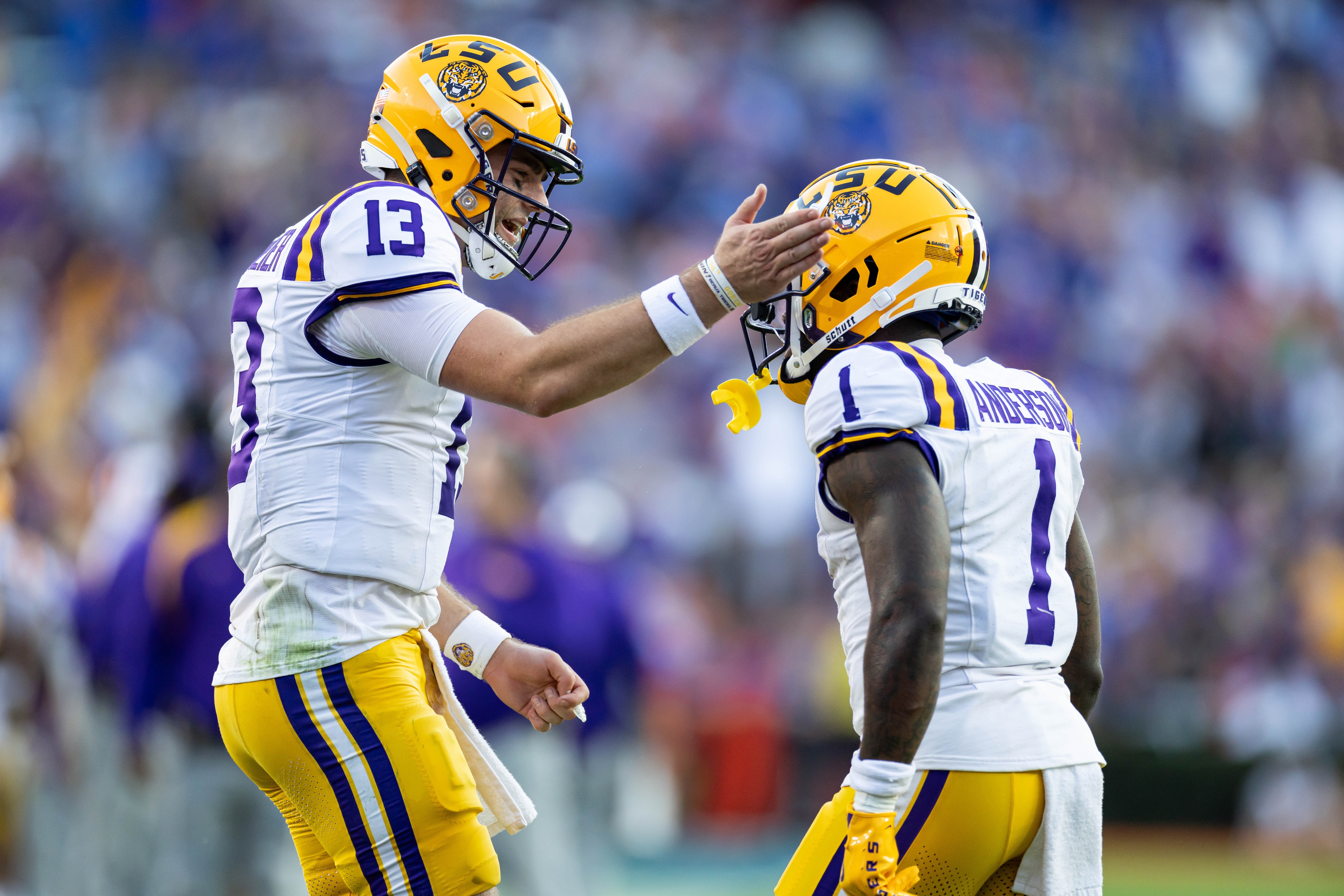 College Football Betting Trends for Week 1: Moneyline, Spread, and O/U Notes This Week