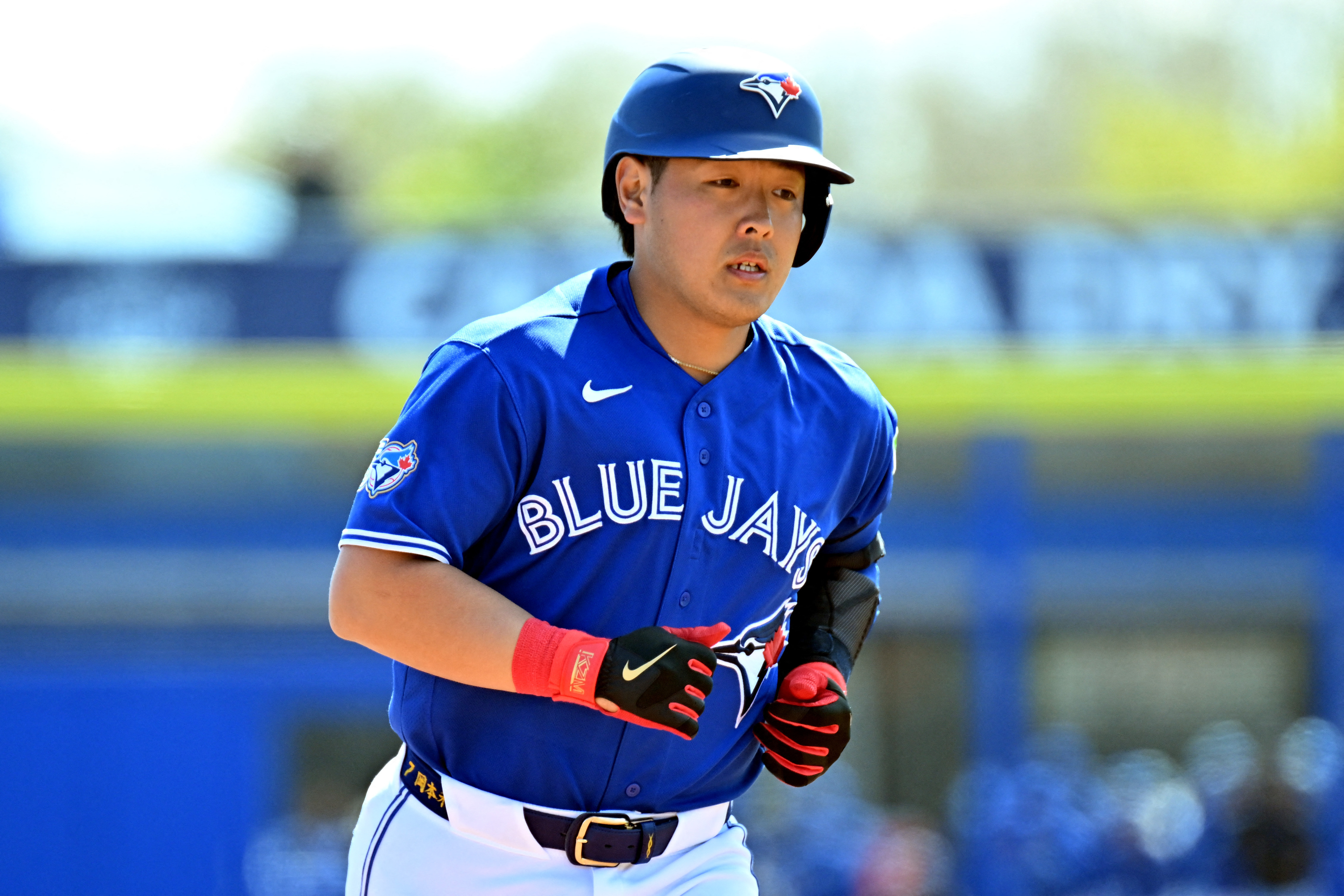 Toronto Blue Jays third baseman Kazuma Okamoto is among the favorites in the AL by the latest MLB Rookie of the Year odds.