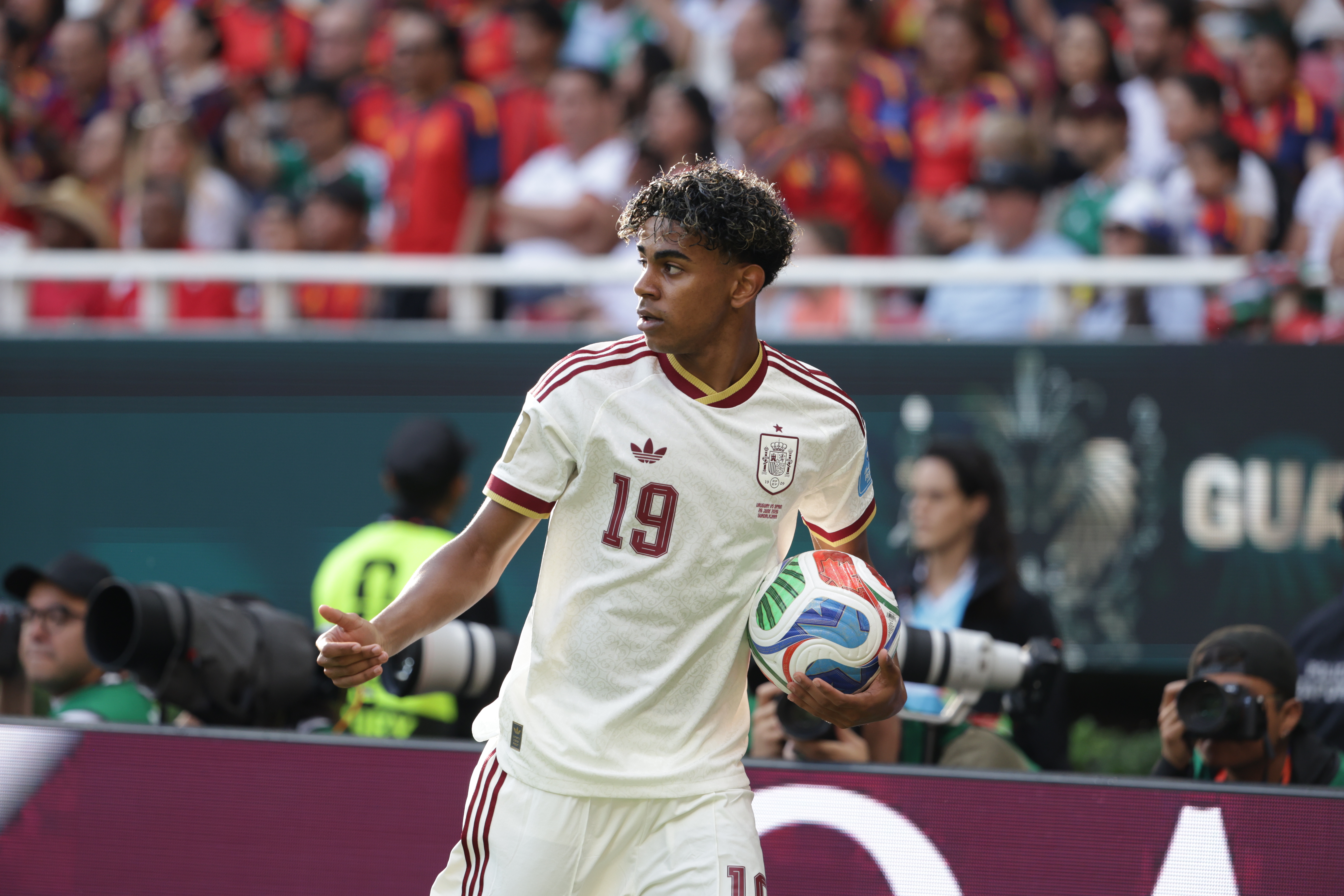Lamine Yamal of Spain takes a throw-in as we make our best World Cup parlay today.