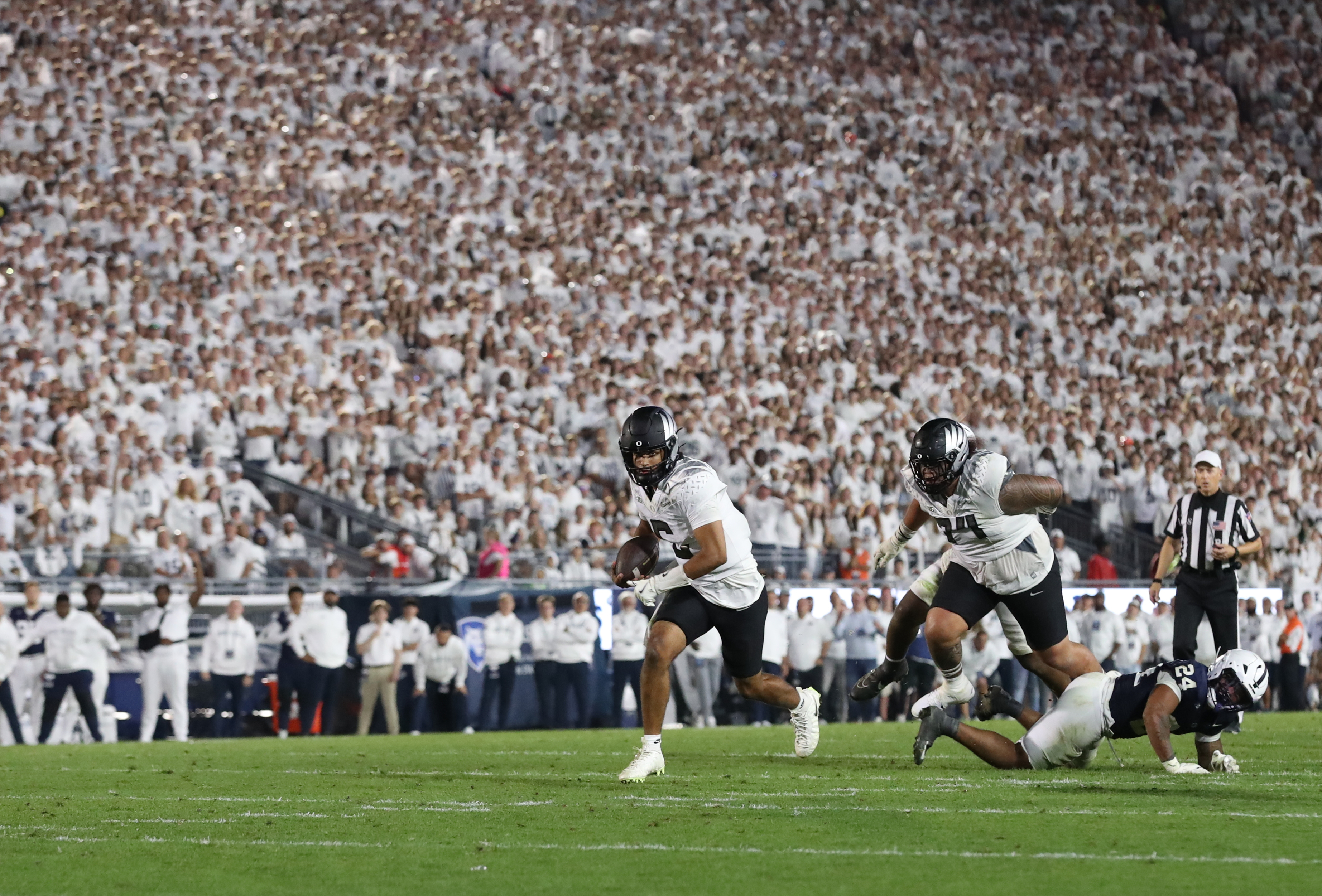 Heisman Trophy Odds 2025: Dante Moore, Ty Simpson, Jeremiah Smith Rise After Week 5