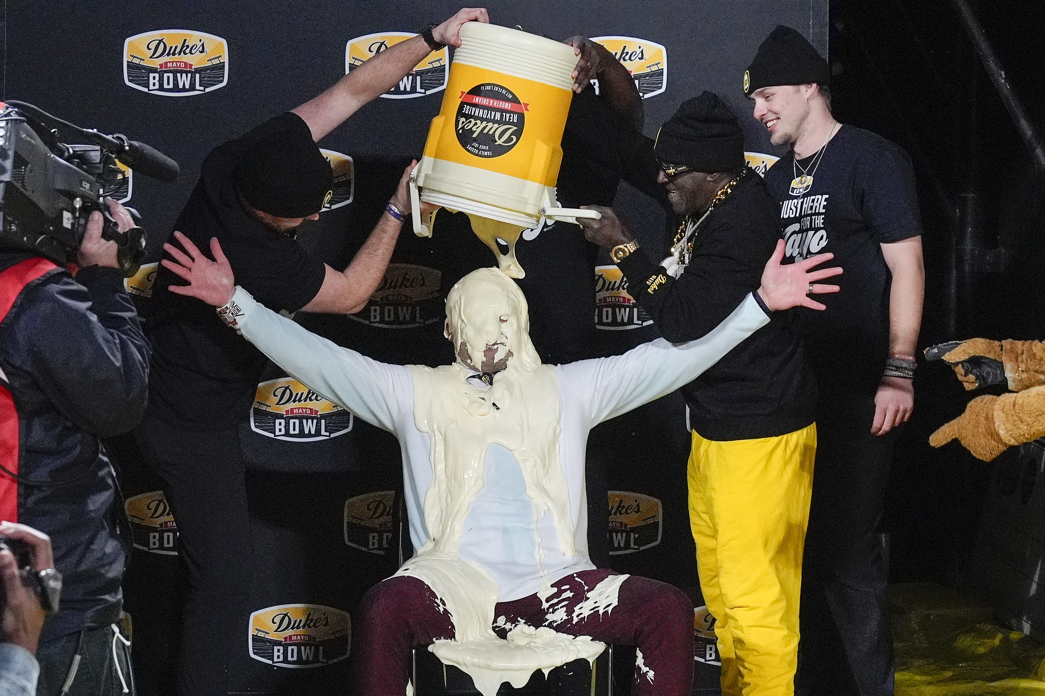College Football Bowl Game Odds & Schedule 2025-26: Full Bowl Season Guide