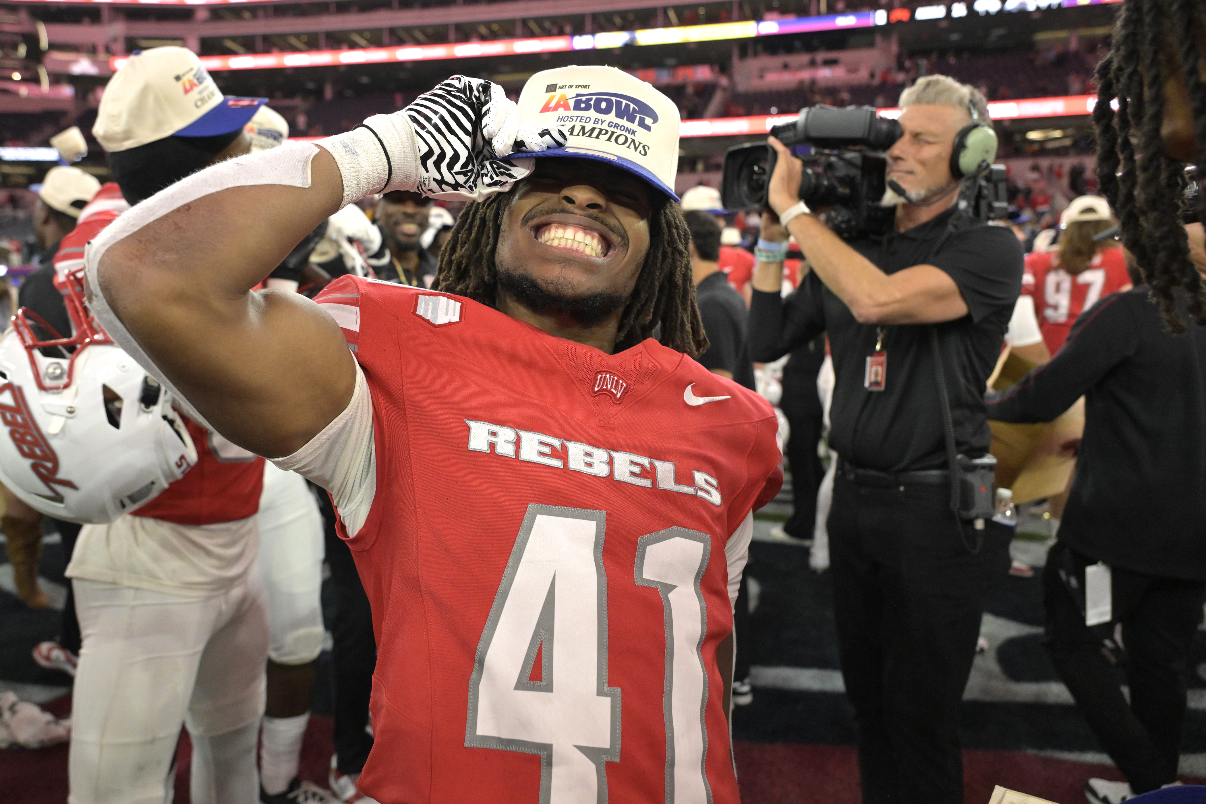 College Football Week 0 Trends: Moneyline, Spread, and Total Patterns
