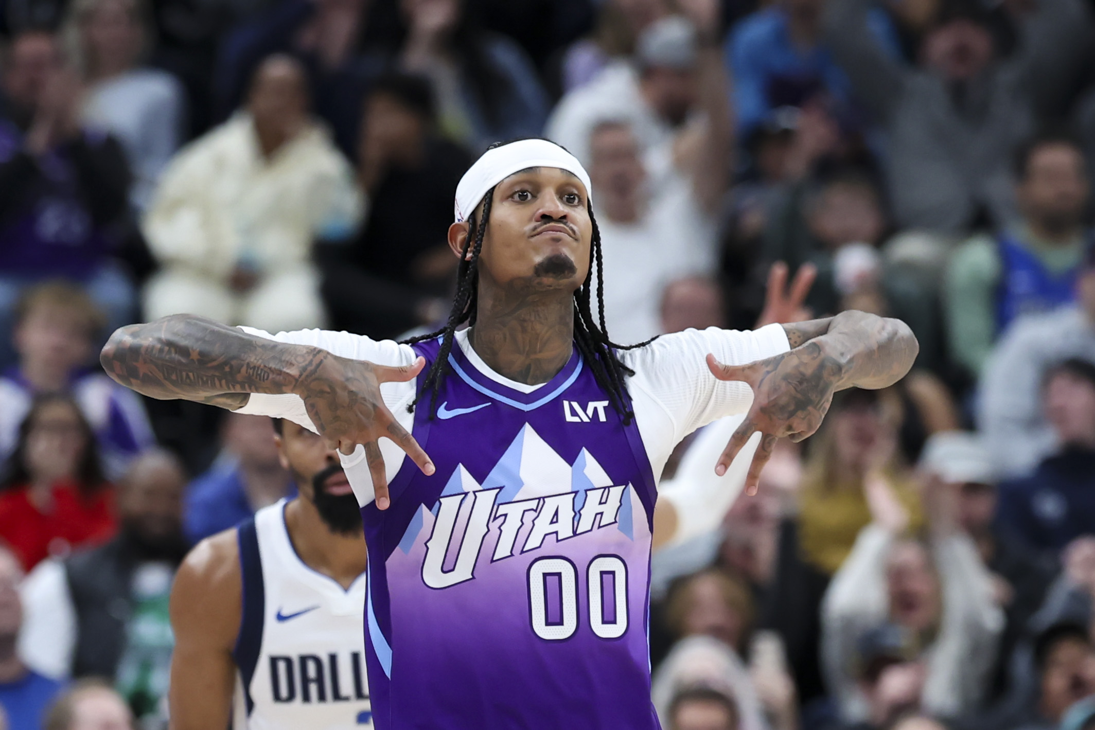 NBA Sixth Man of the Year Odds 2025-26: Hunter Favored Over Reid, Beal