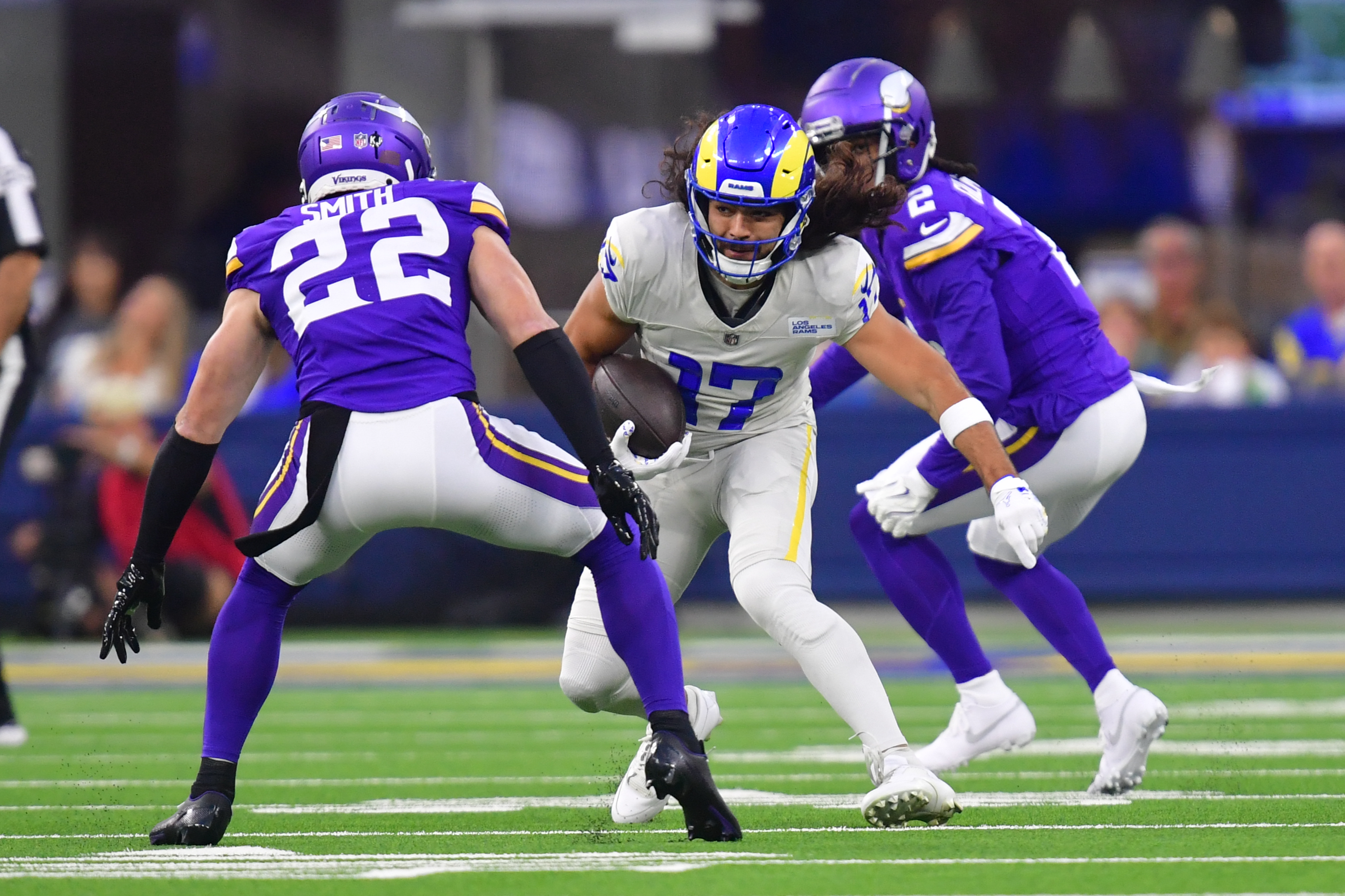 Vikings vs. Rams Early Picks, Predictions & Odds for Wild Card Weekend