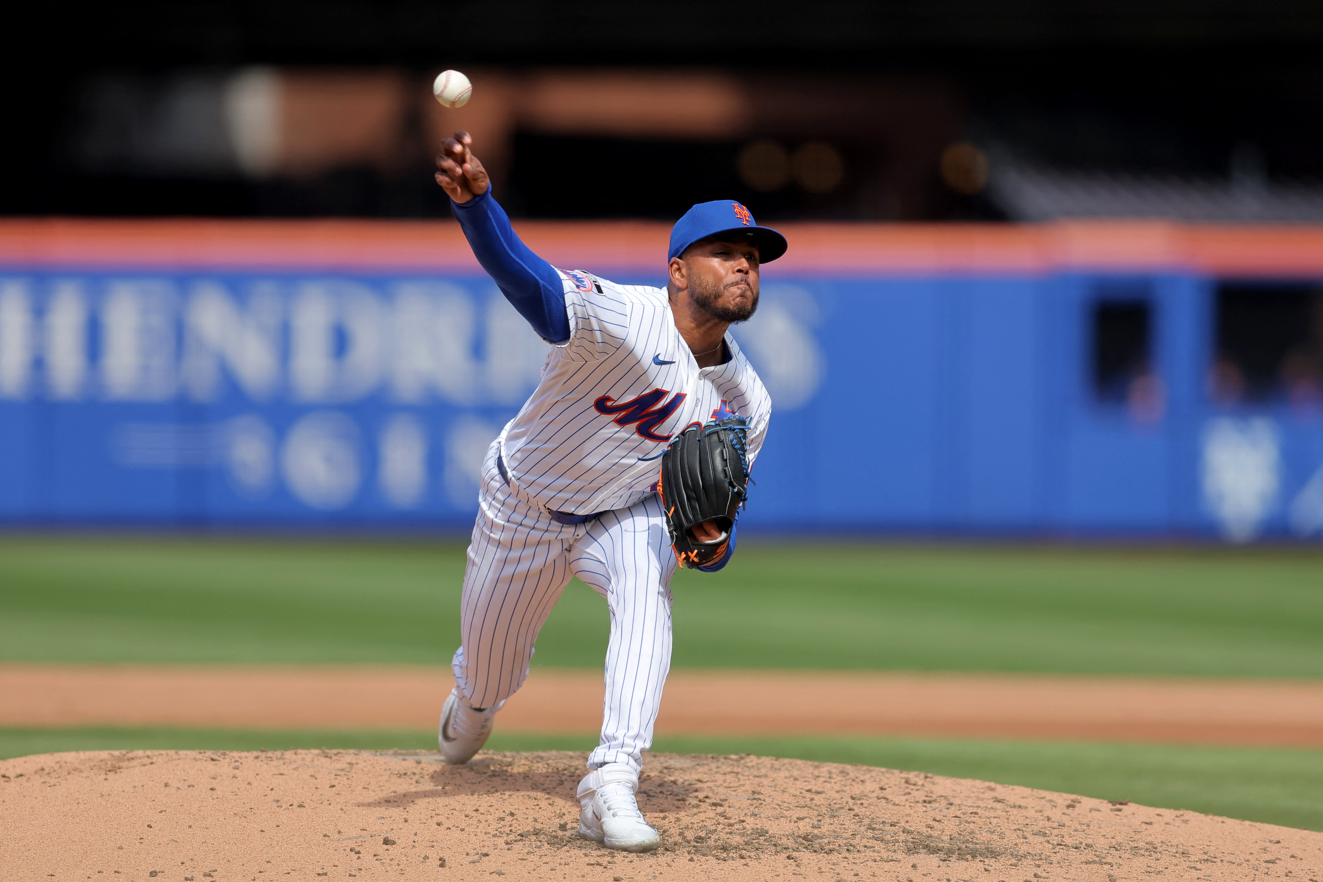 New York Mets starting pitcher Freddy Peralta as we look at DraftKings new offering in Oregon