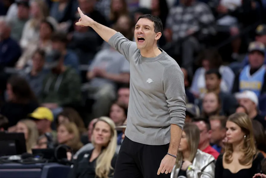 Head coach Mark Daigneault of the Oklahoma City Thunder directs his team as we look at the latest NBA Coach of the Year odds following the All-Star break.