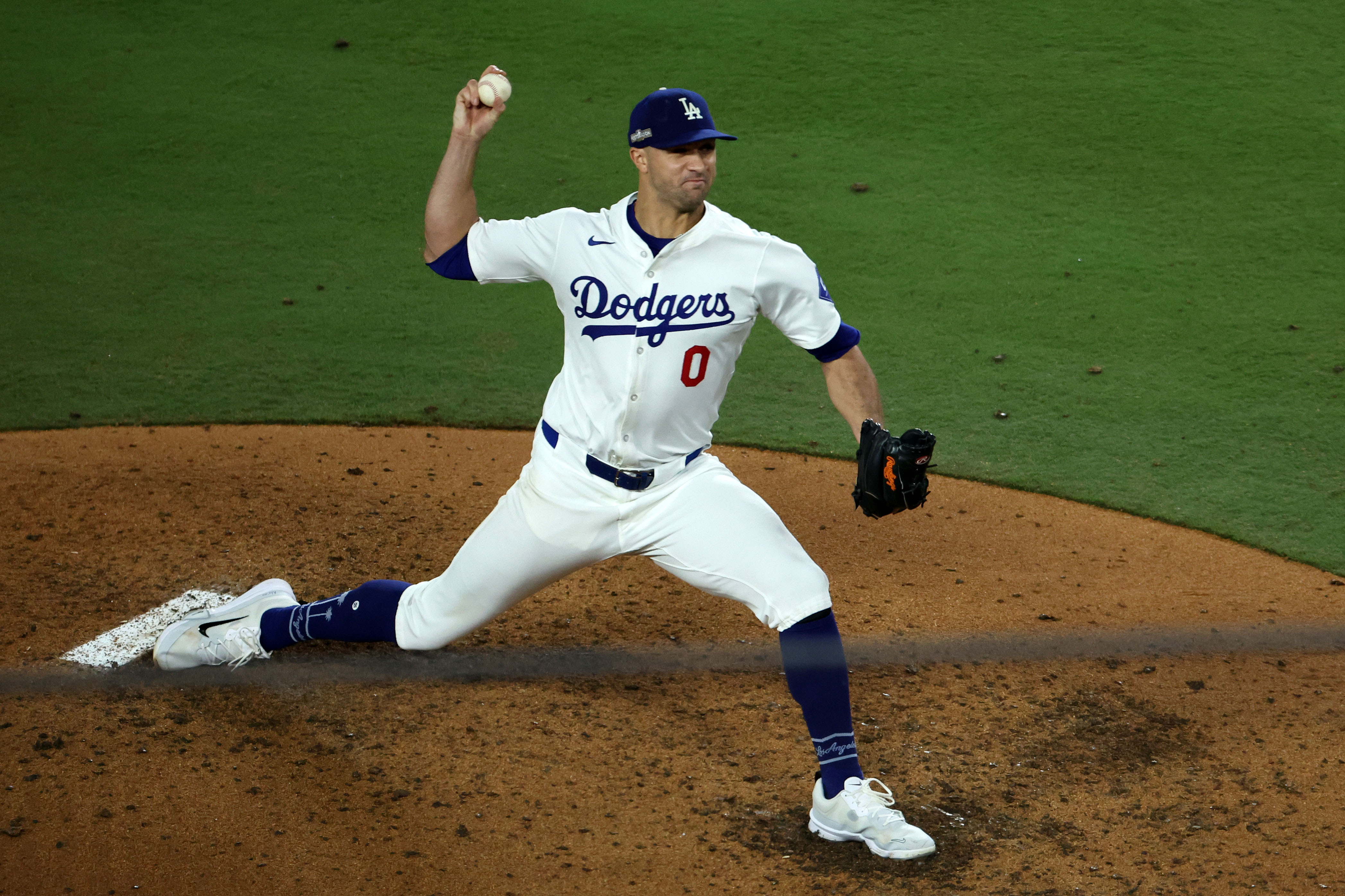 Dodgers vs. Mets Prediction, Picks & Odds Tonight for NLCS Game 5